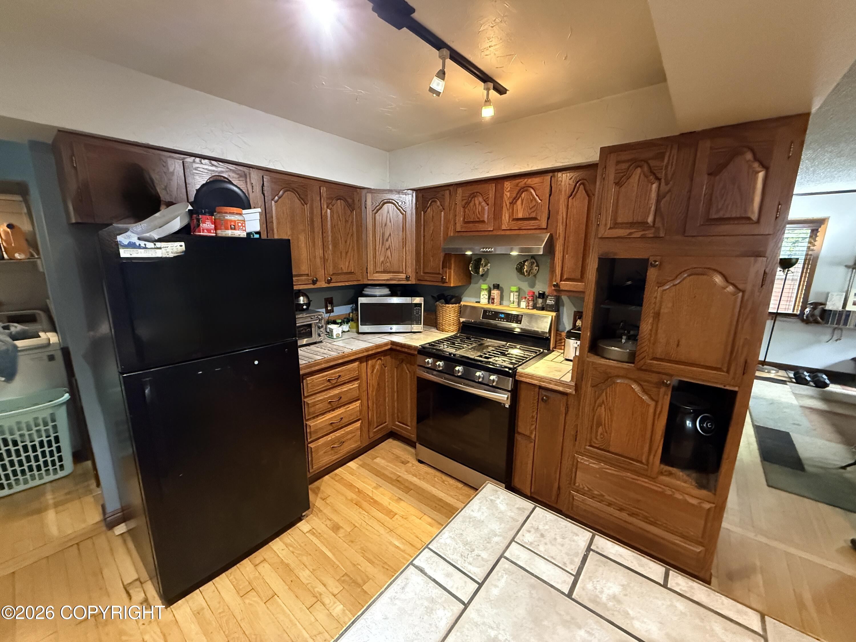 8317 Seaview Street Property Photo 4