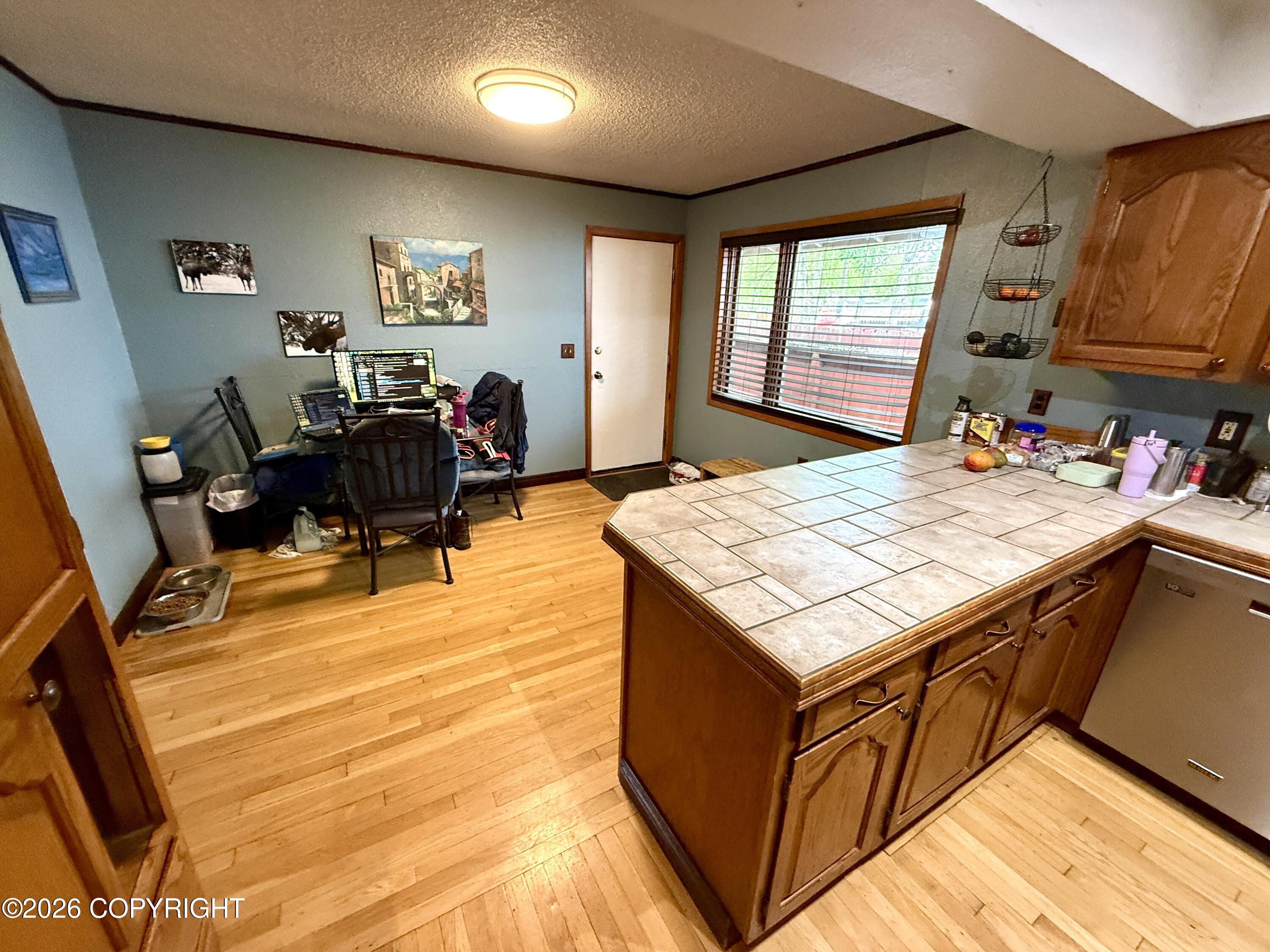 8317 Seaview Street Property Photo 7