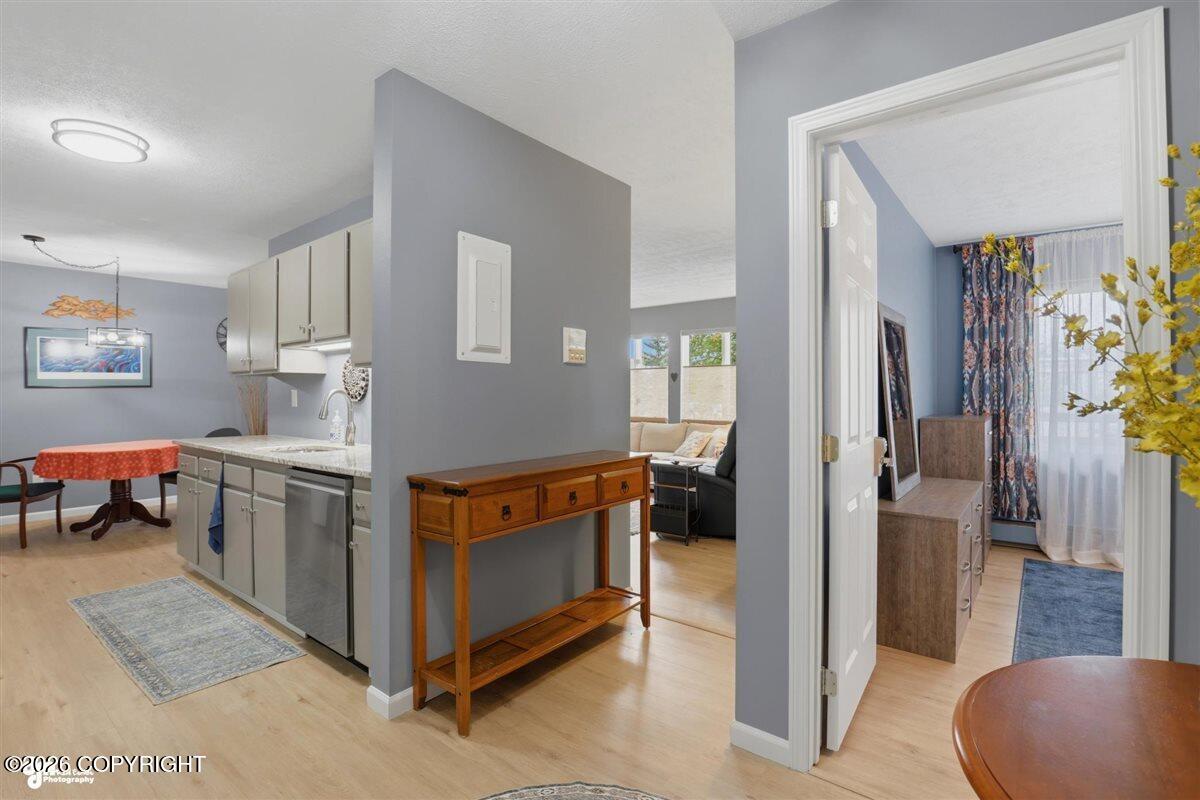 836 M Street #103 Property Photo 4