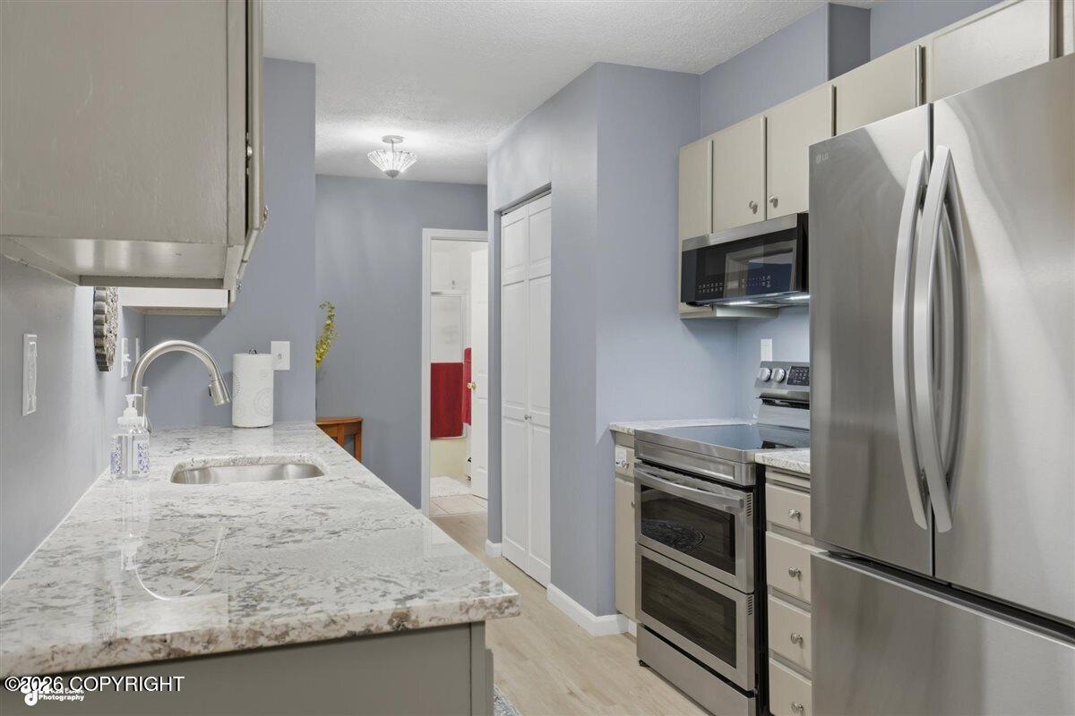 836 M Street #103 Property Photo 9