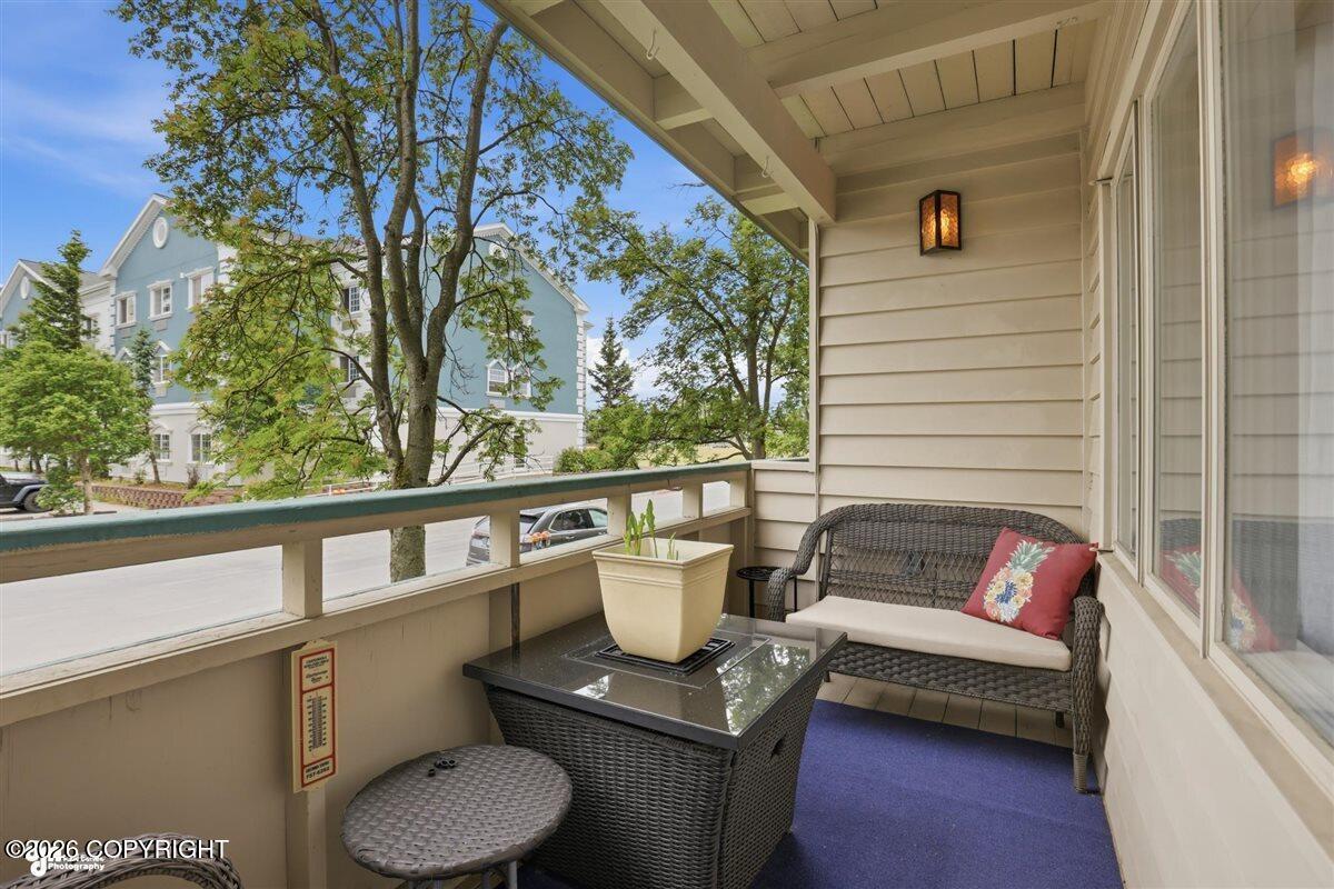 836 M Street #103 Property Photo 16