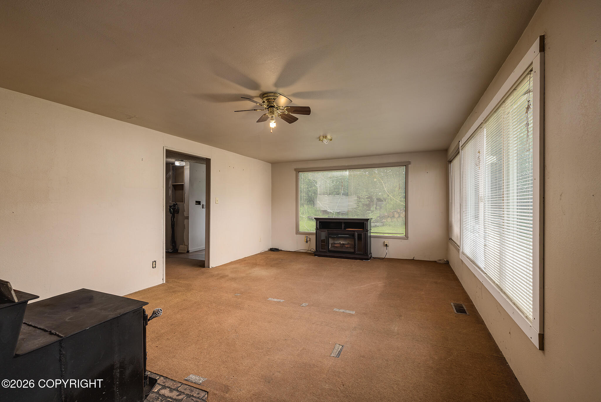 16074 N Glenn Highway Property Photo 5