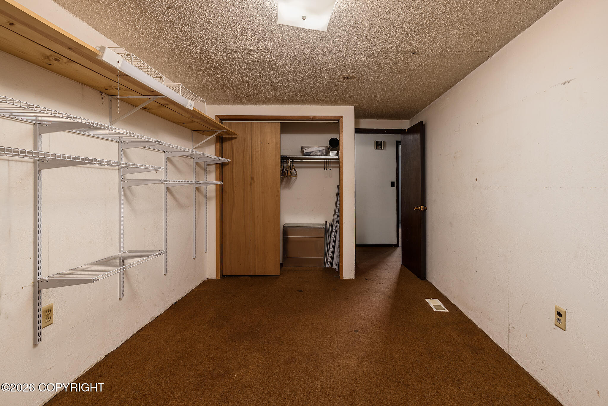 16074 N Glenn Highway Property Photo 15
