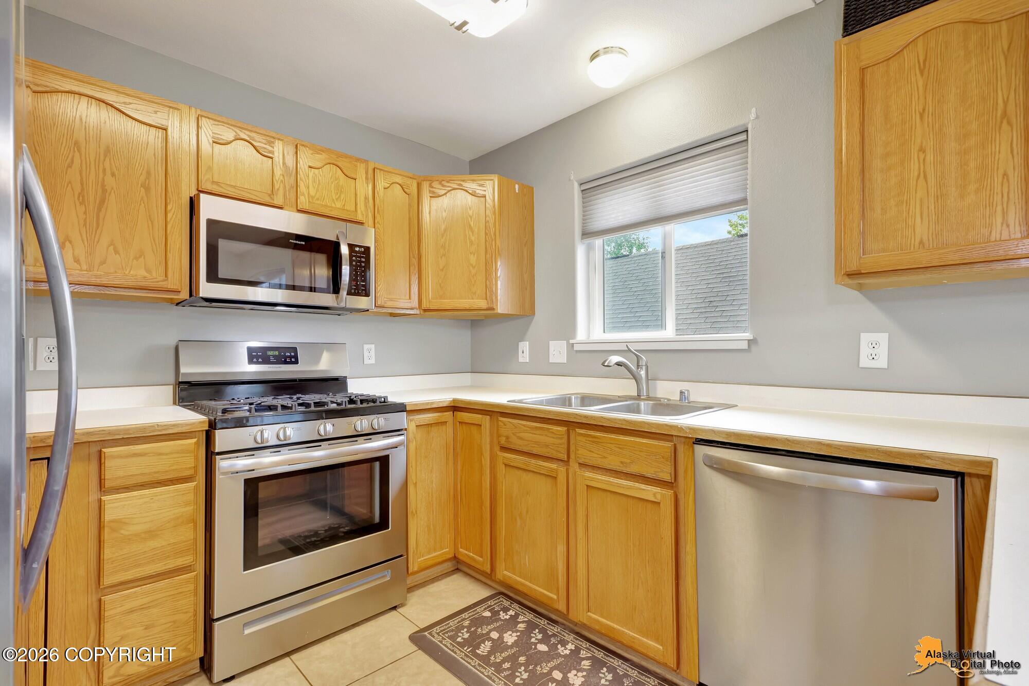 4042 Sycamore Loop Property Photo 4