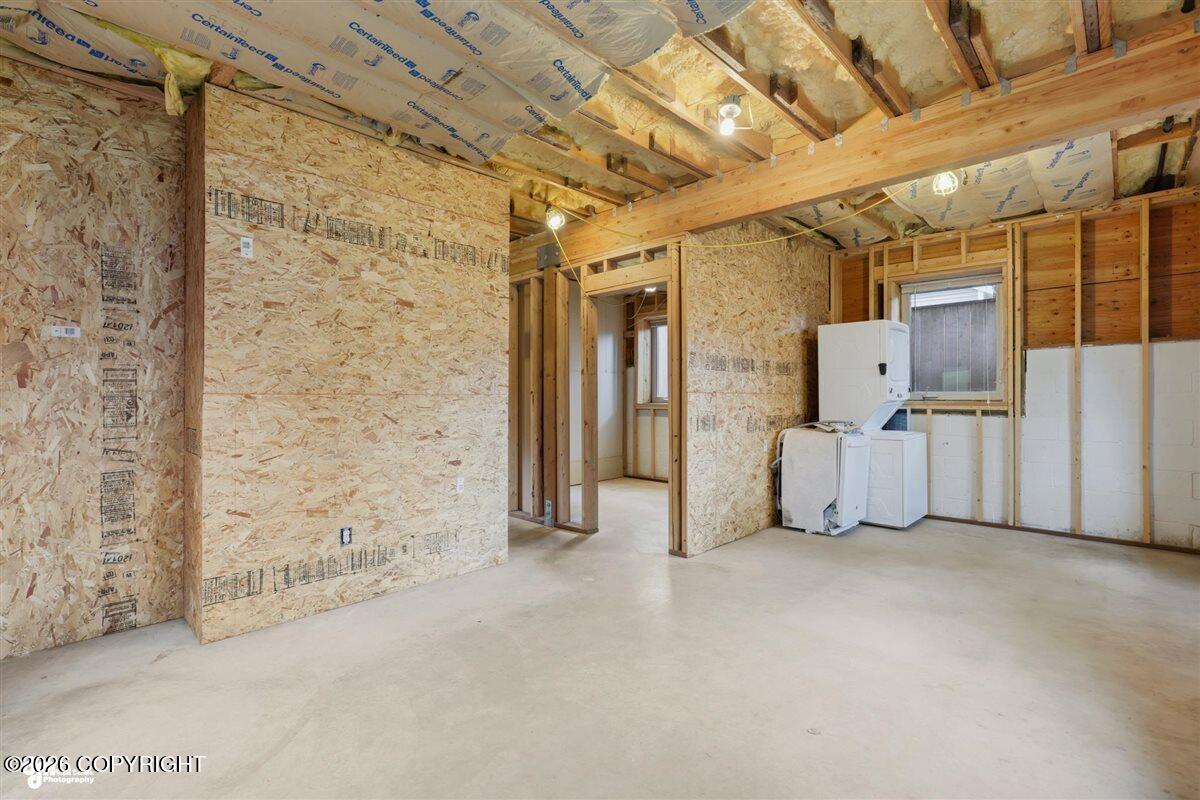 833 W 20th Avenue Property Photo 18