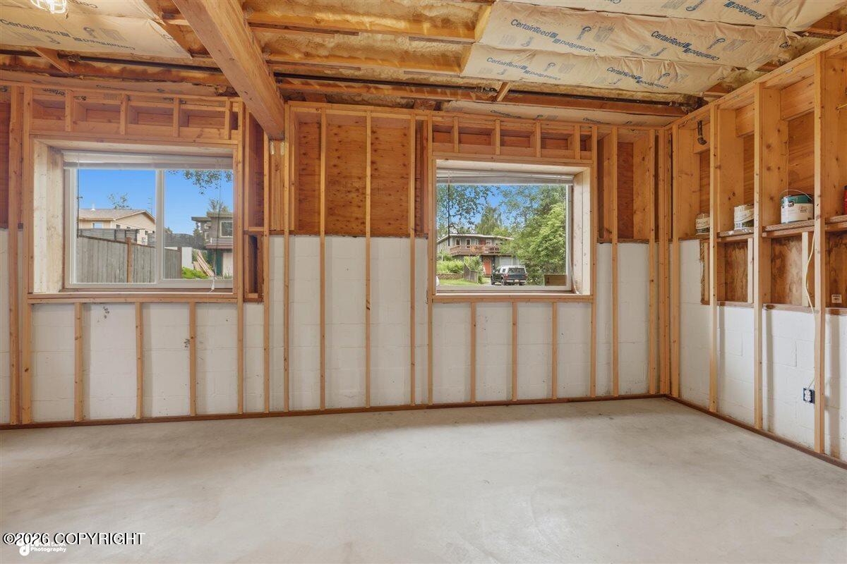 833 W 20th Avenue Property Photo 20