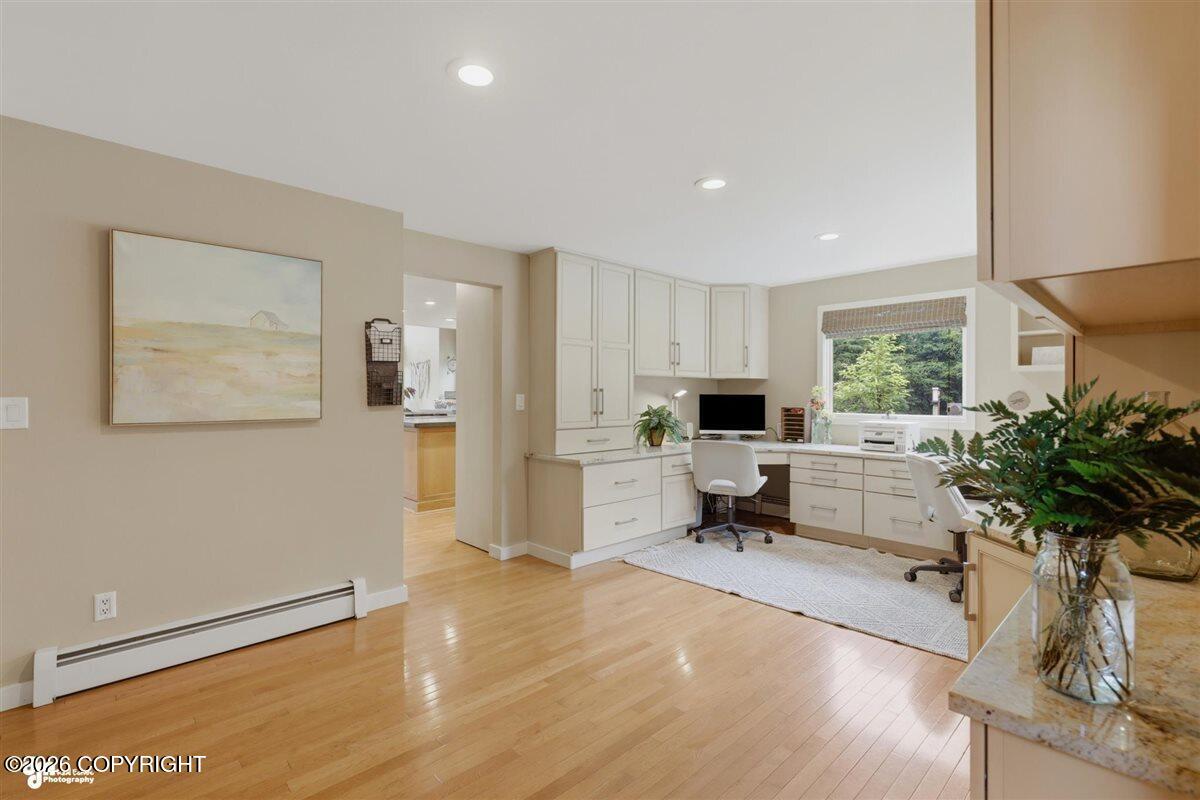 9400 Midden Way Property Photo 12