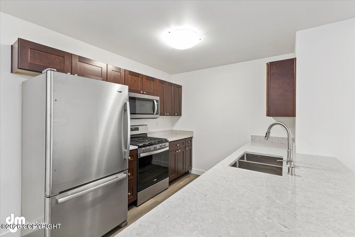 7021 W Bull Rush Avenue #4 Property Photo 4