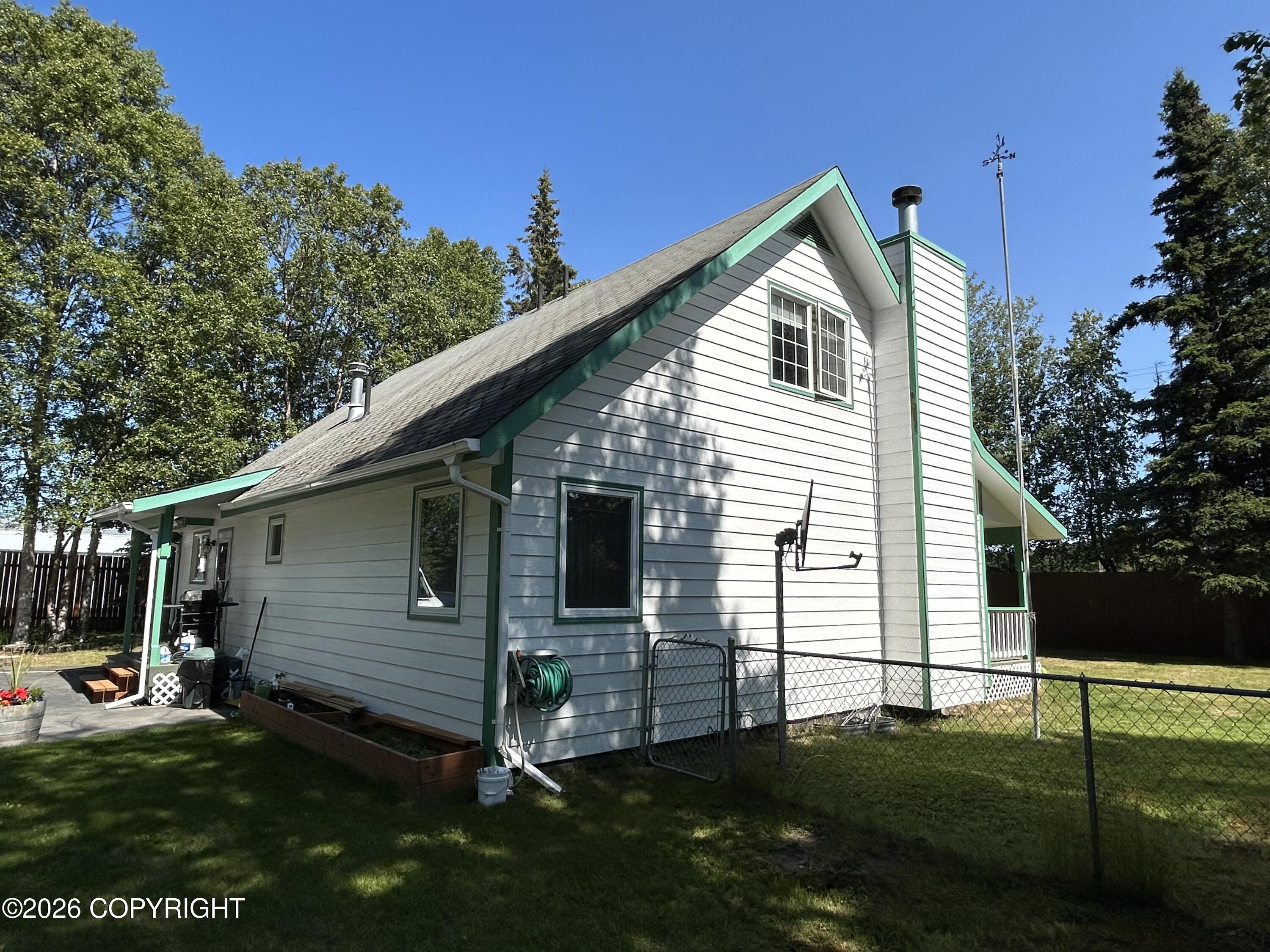 43365 Kenai Spur Highway Property Photo 3