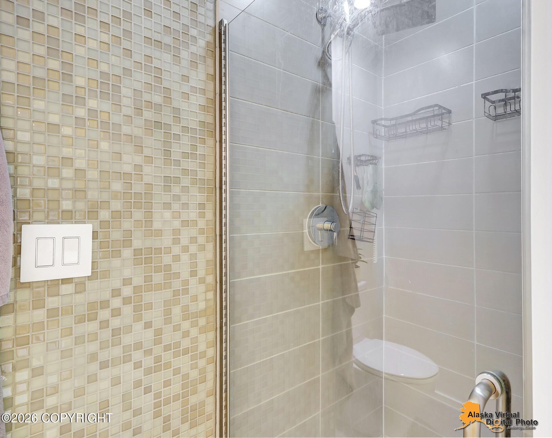 5201 E Northern Lights Boulevard #5w Property Photo 31