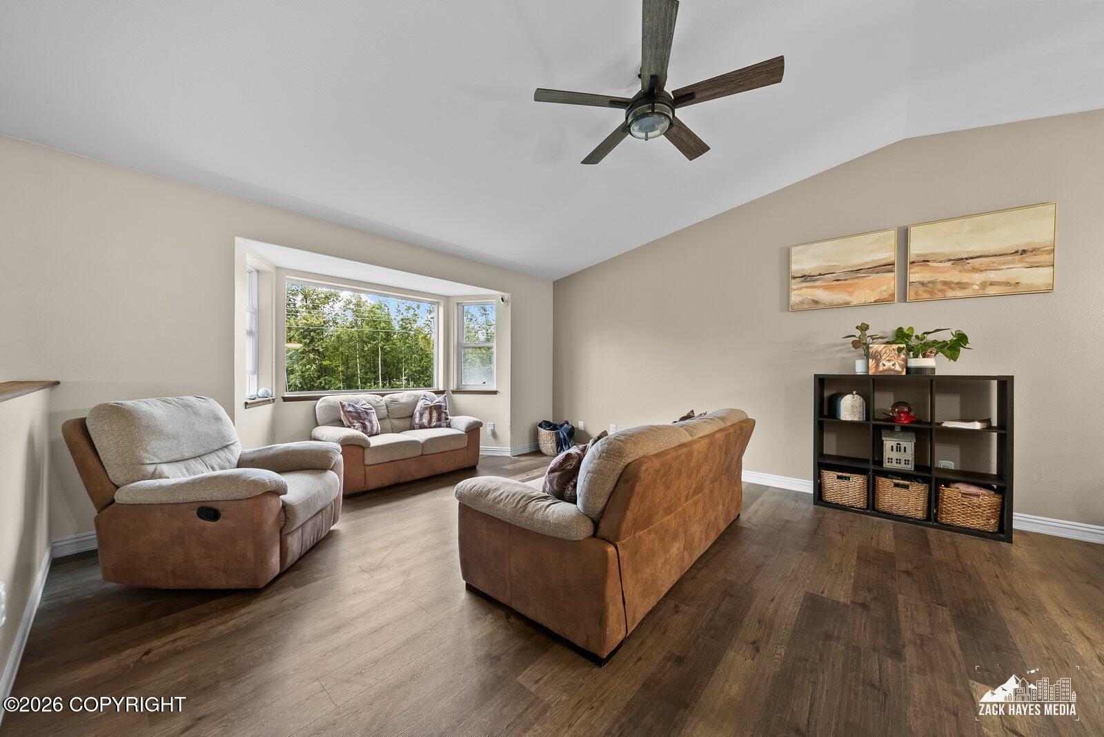 2710 N Cottonwood Loop Property Photo 3