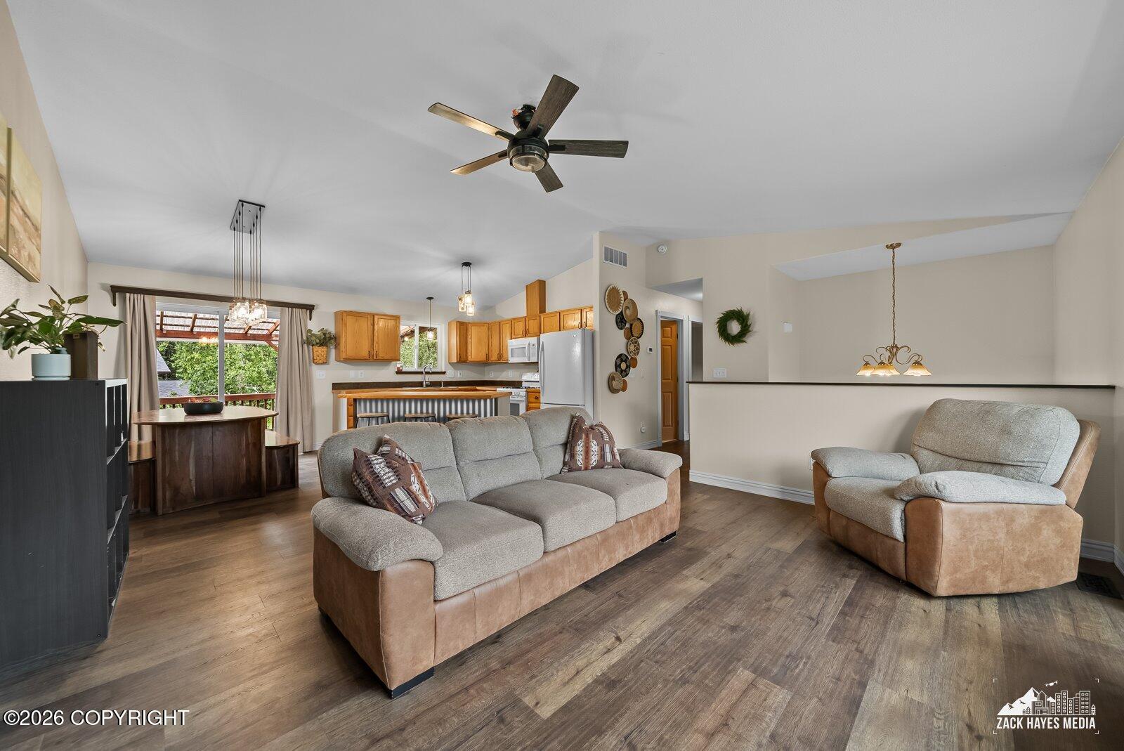 2710 N Cottonwood Loop Property Photo 4