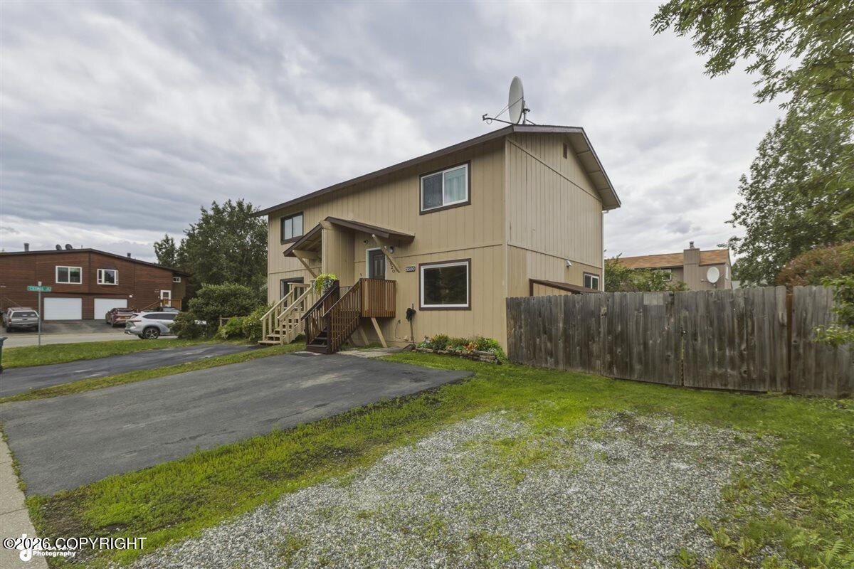 3520 Telstar Circle Property Photo 2