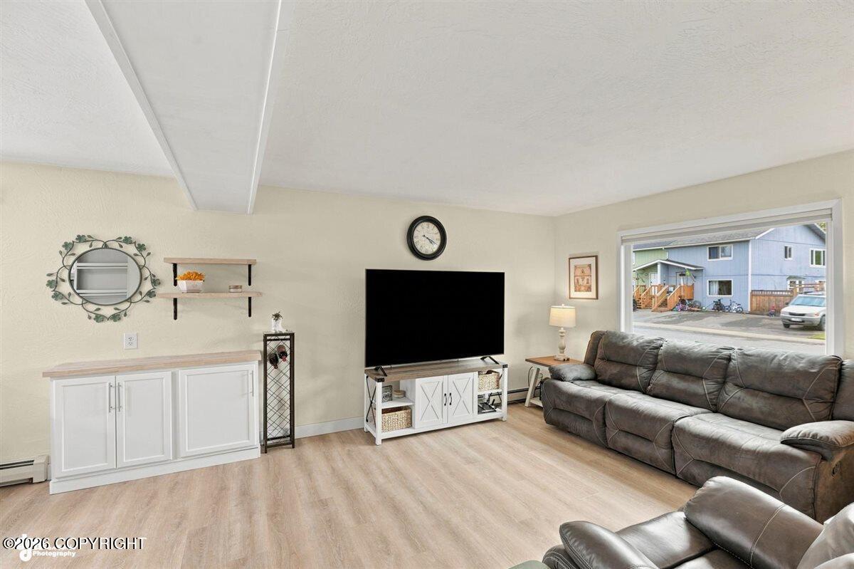 3520 Telstar Circle Property Photo 7