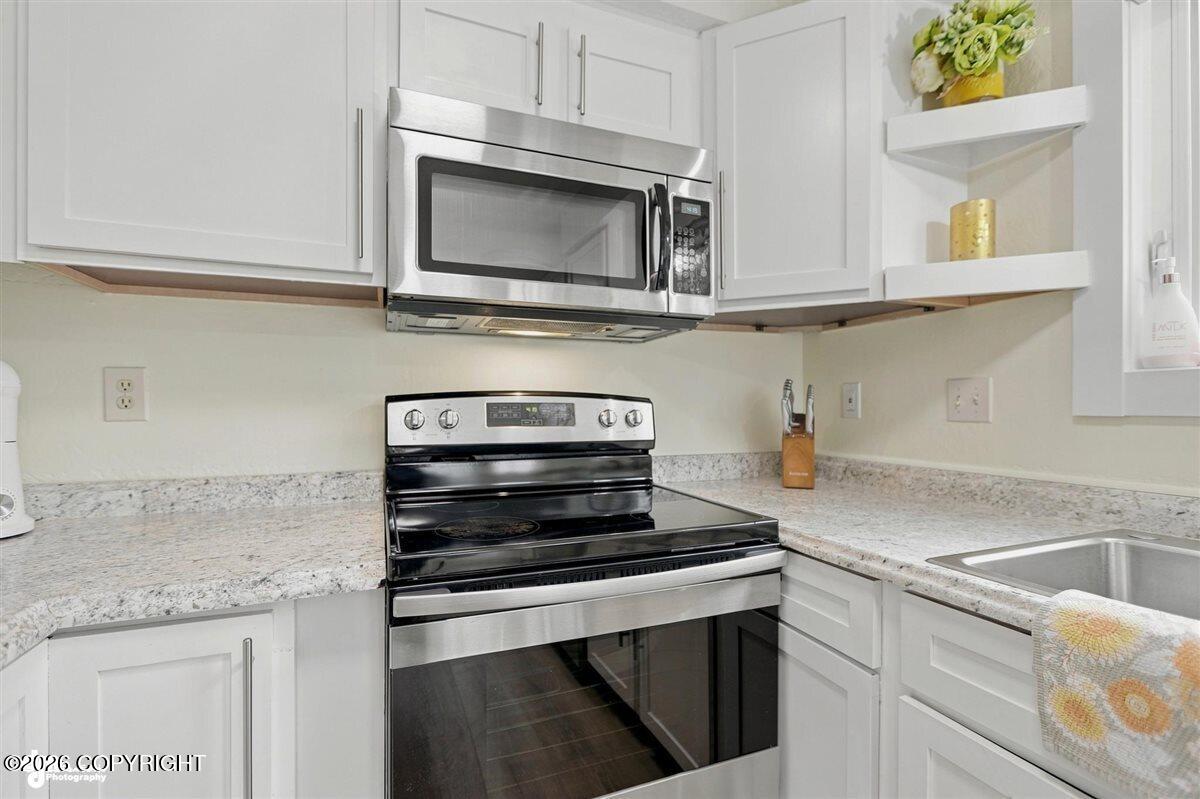 3520 Telstar Circle Property Photo 13