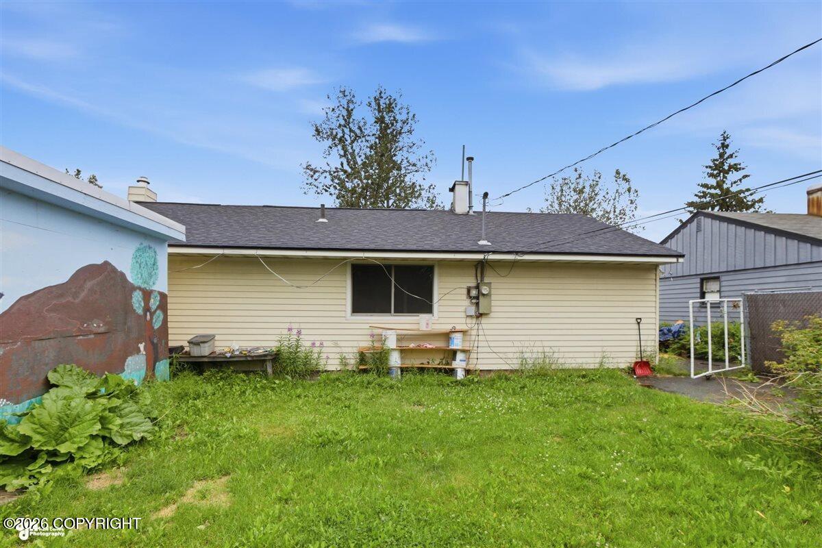 2389 E 47th Court Property Photo 30