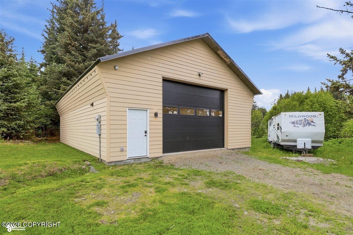 64435 Diamond Ridge Road Property Photo 47