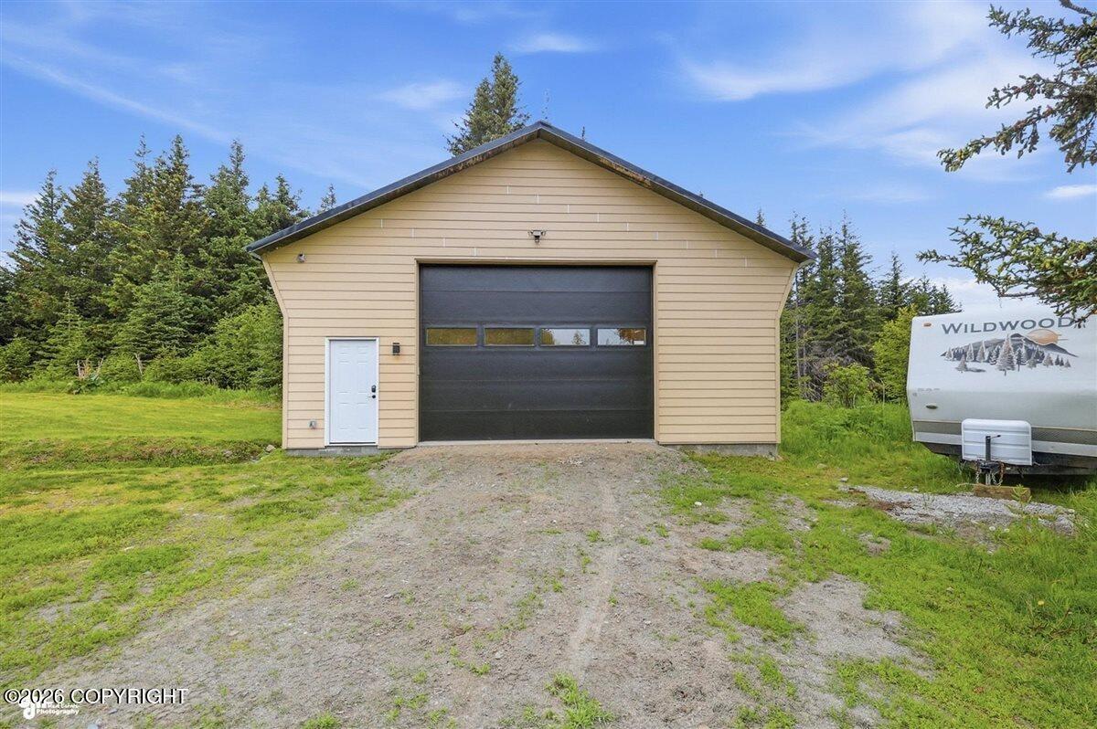64435 Diamond Ridge Road Property Photo 48