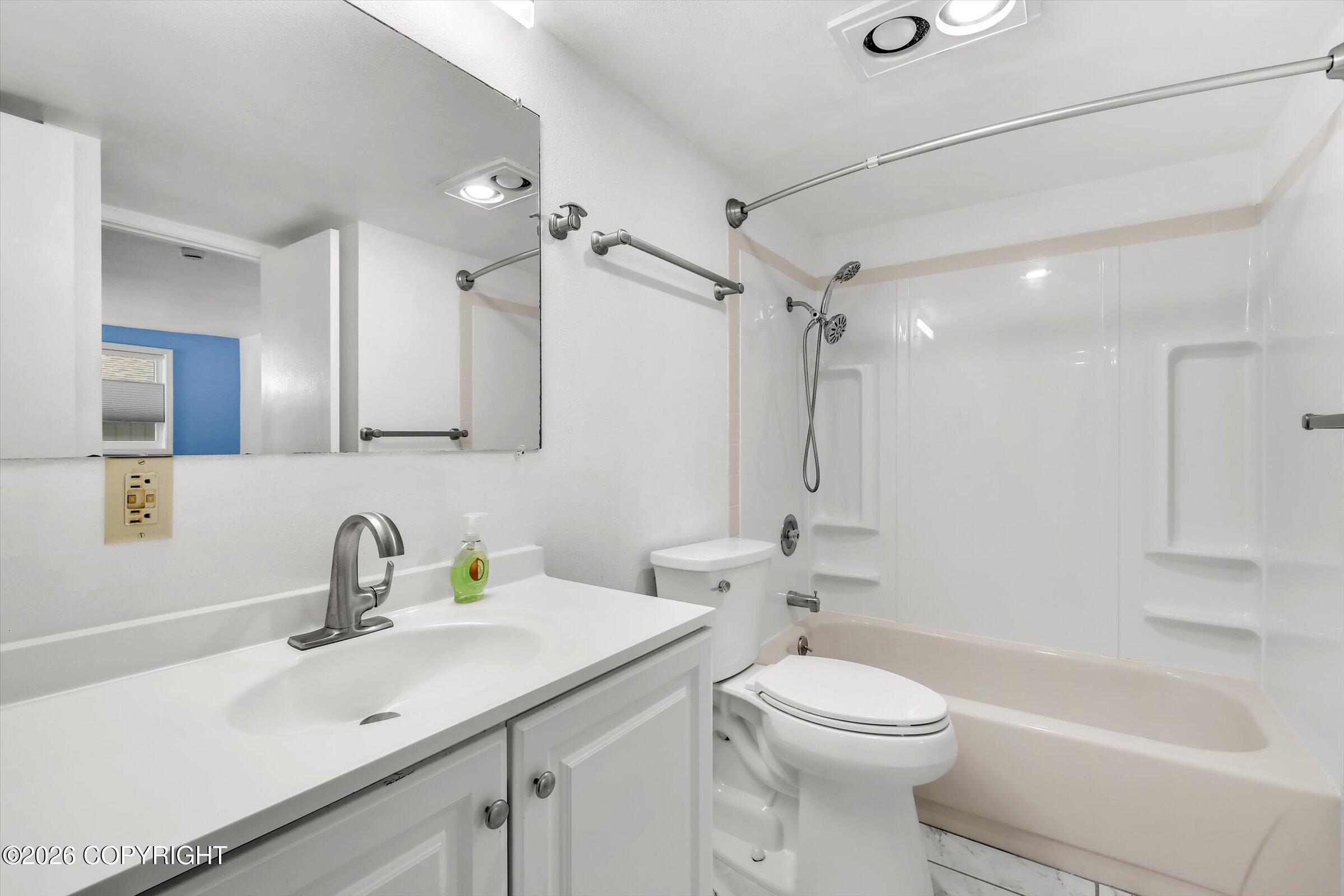 9625 Independence Drive #c106 Property Photo 12