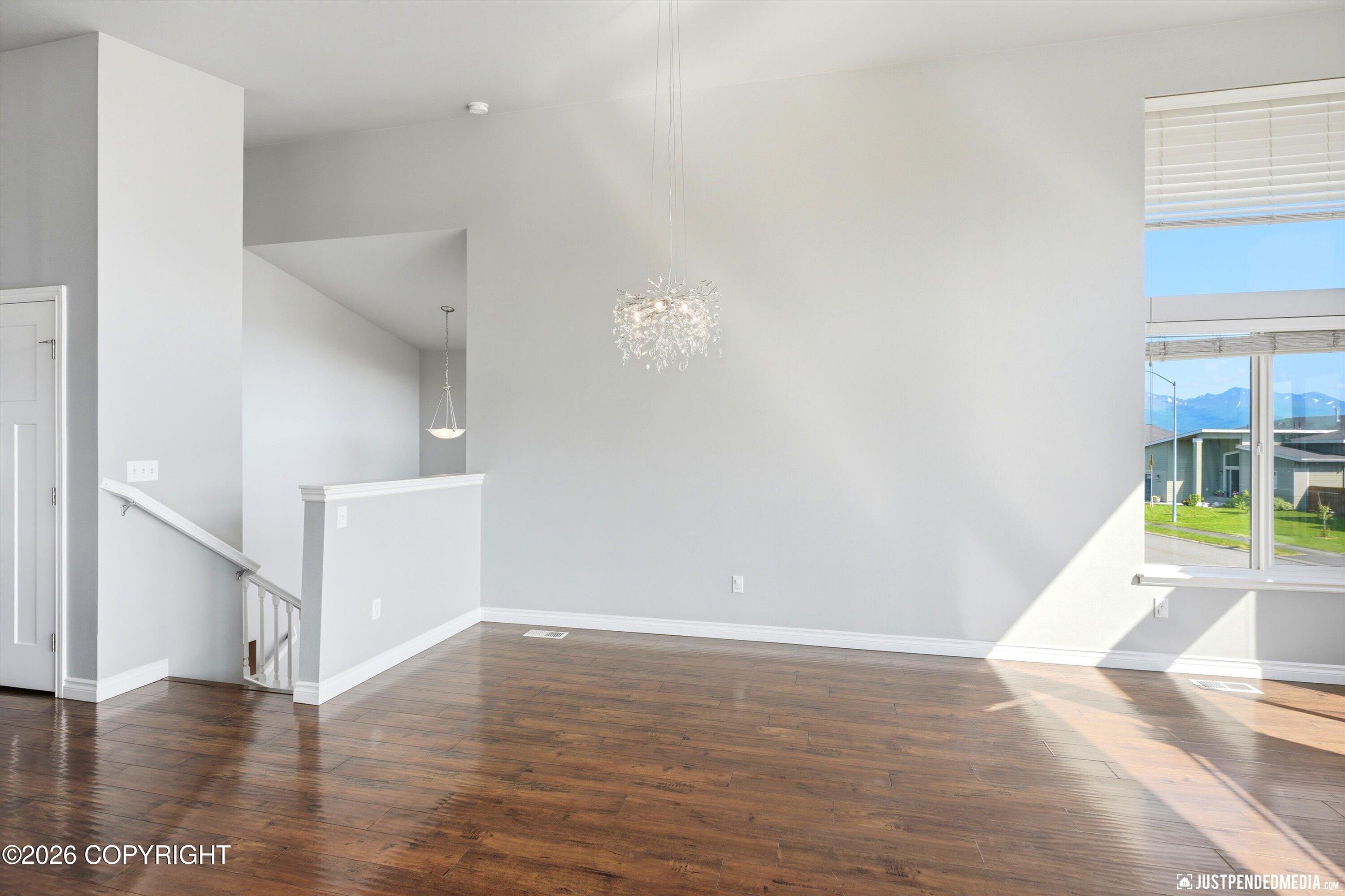 1201 Northpointe Bluff Drive Property Photo 14