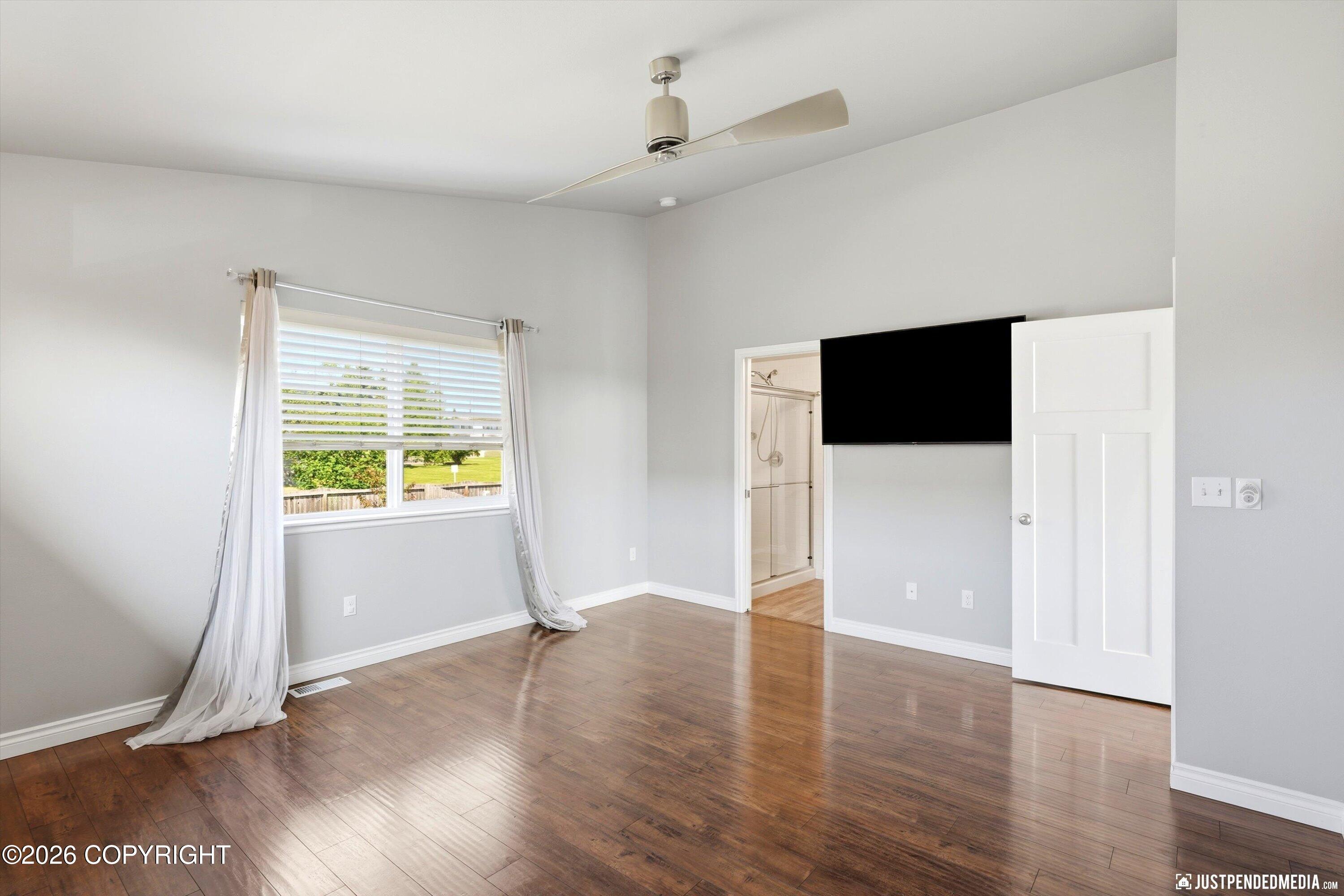 1201 Northpointe Bluff Drive Property Photo 20
