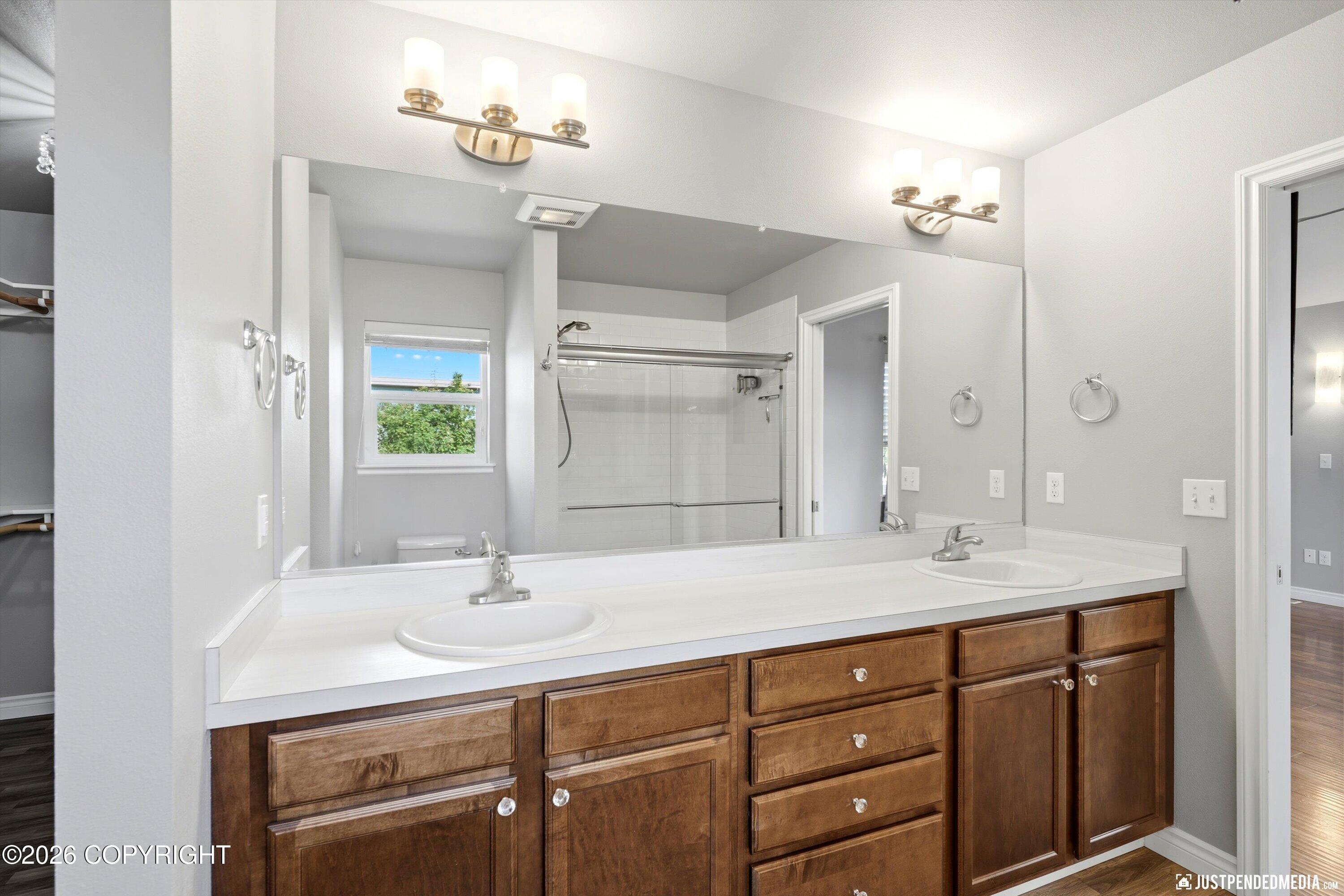 1201 Northpointe Bluff Drive Property Photo 21