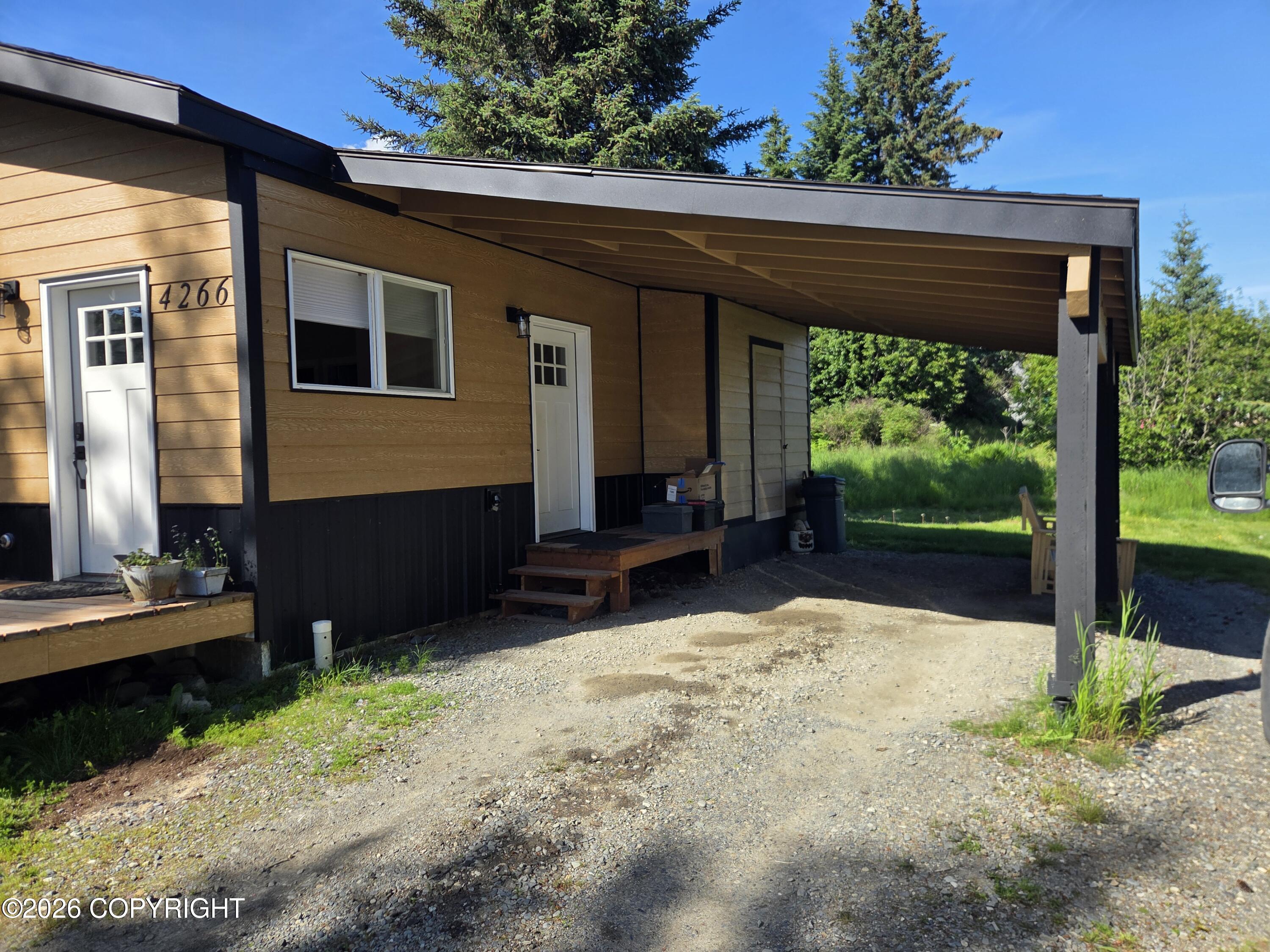 4266 Shirley Court Property Photo 2