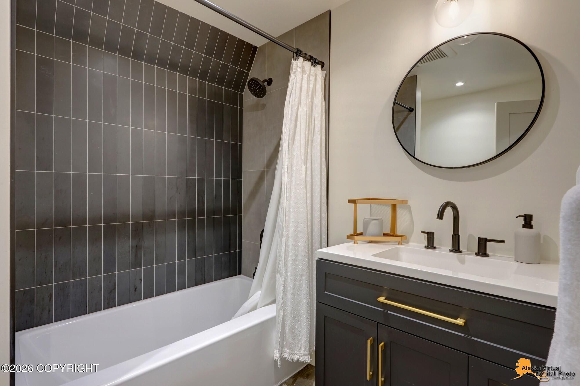 186 Banff Circle Property Photo 27