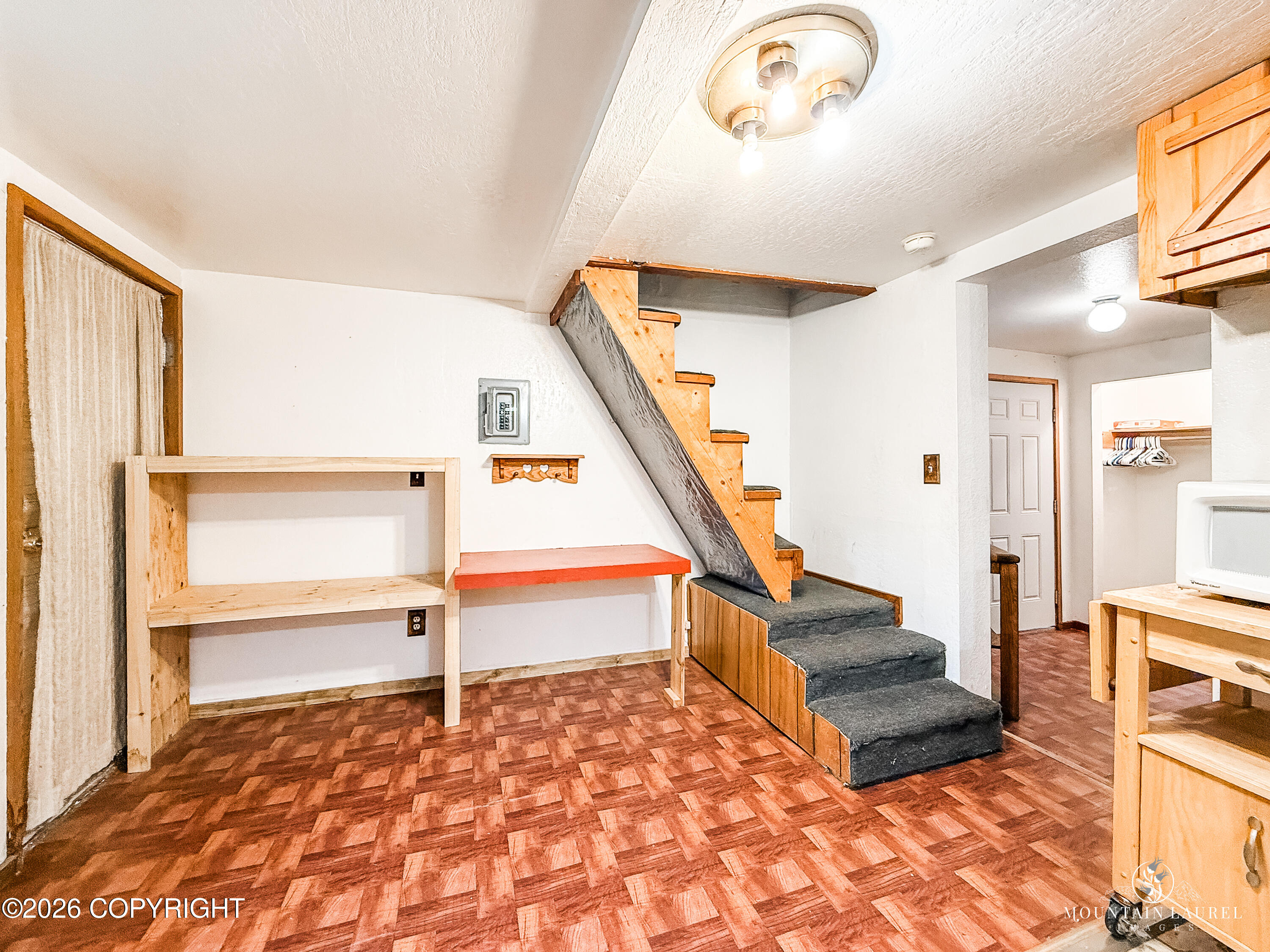 11439 W King Arthur Drive Property Photo 4