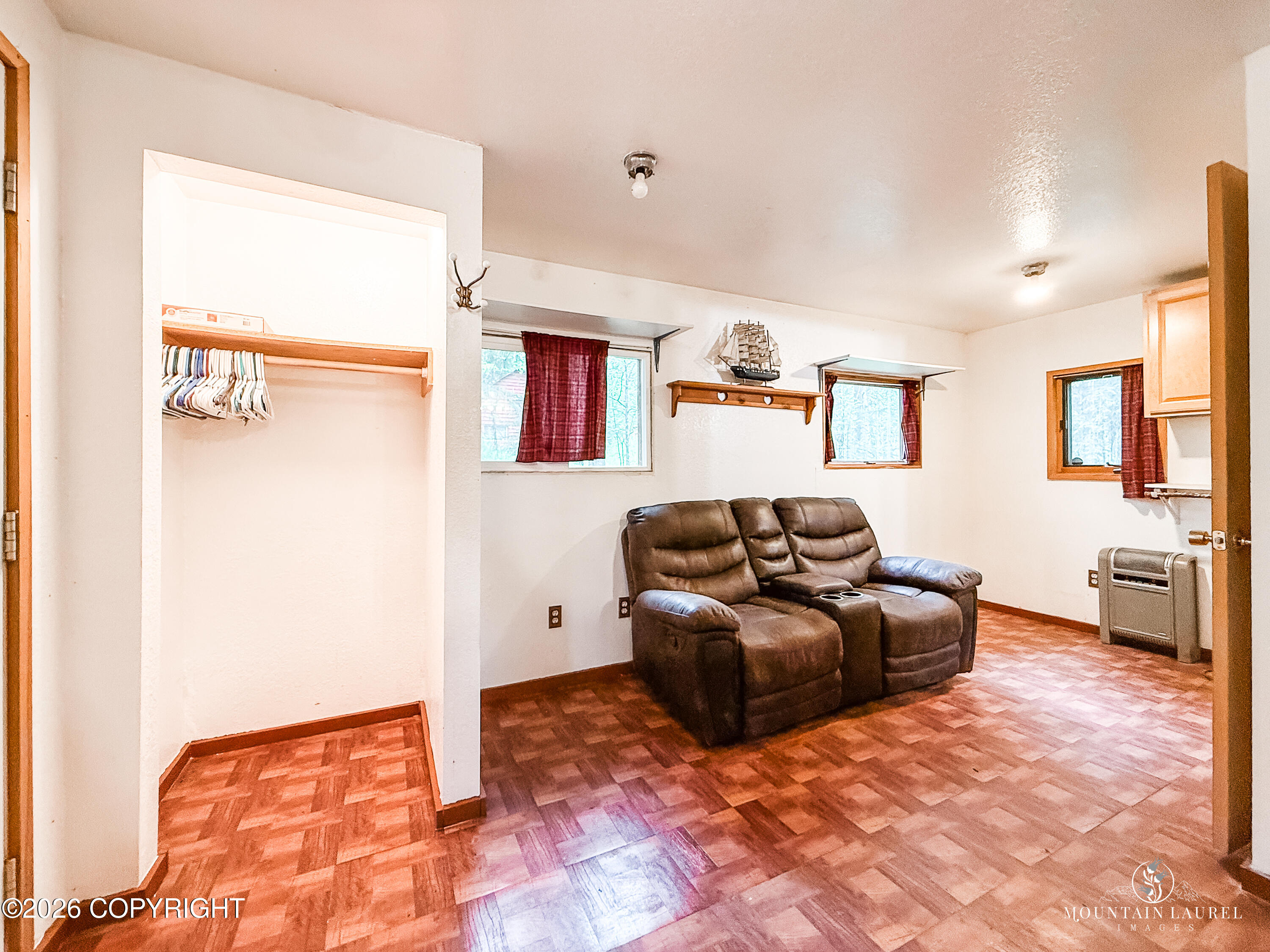 11439 W King Arthur Drive Property Photo 5