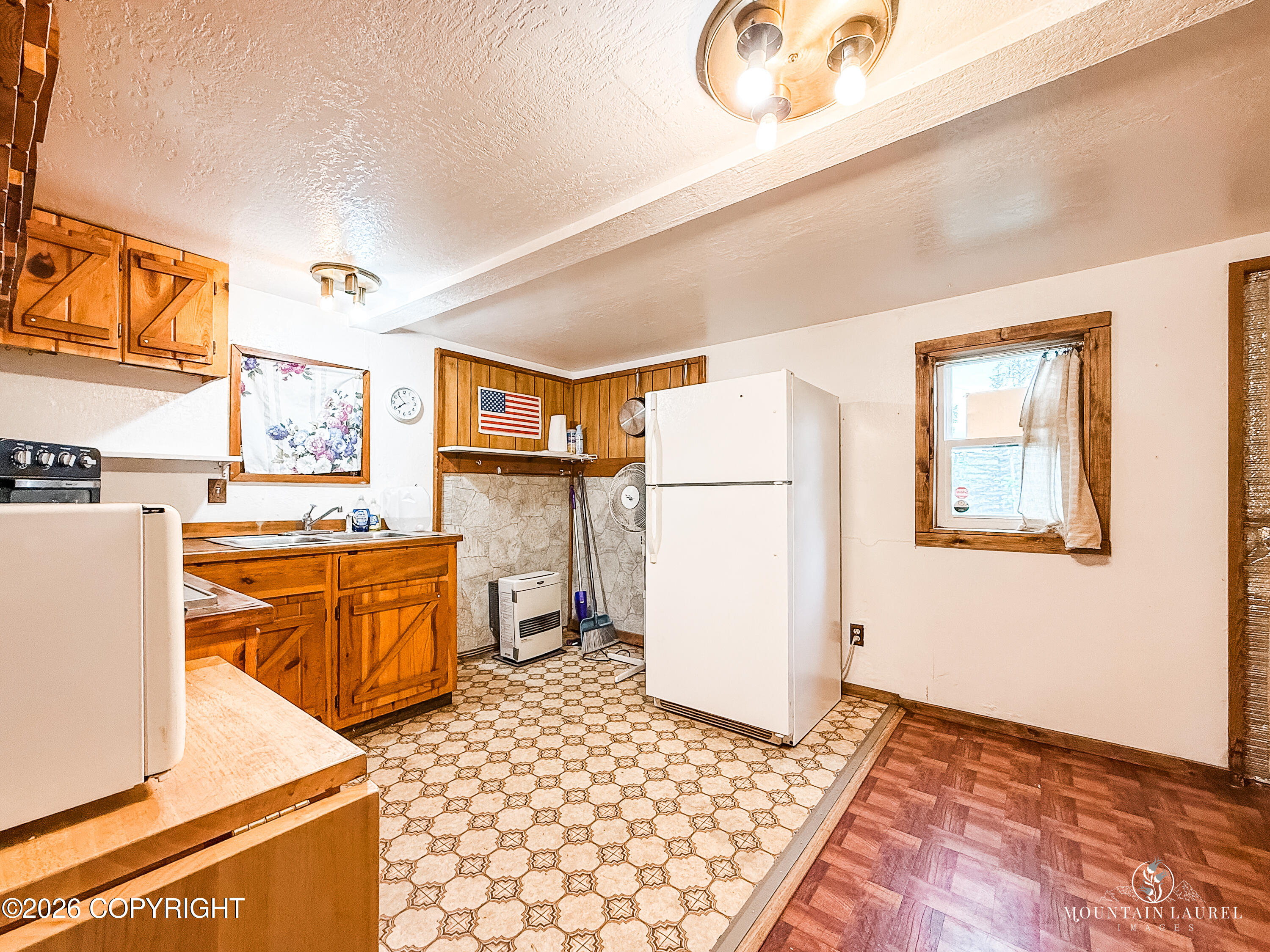11439 W King Arthur Drive Property Photo 7