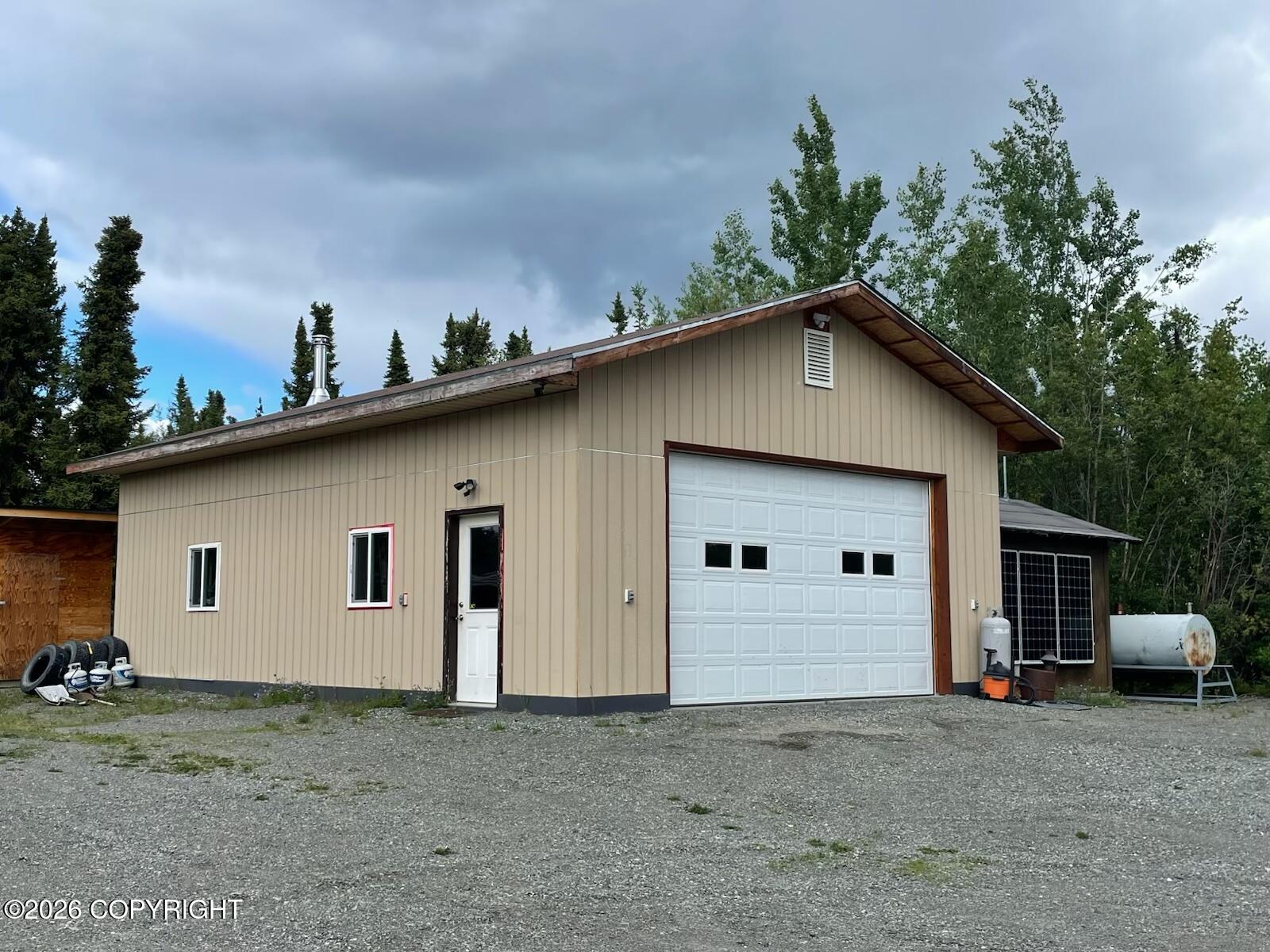 Mile 7 Nabesna Road Property Photo 3