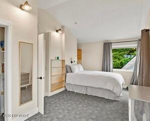 1241 Iris Court Property Photo 17