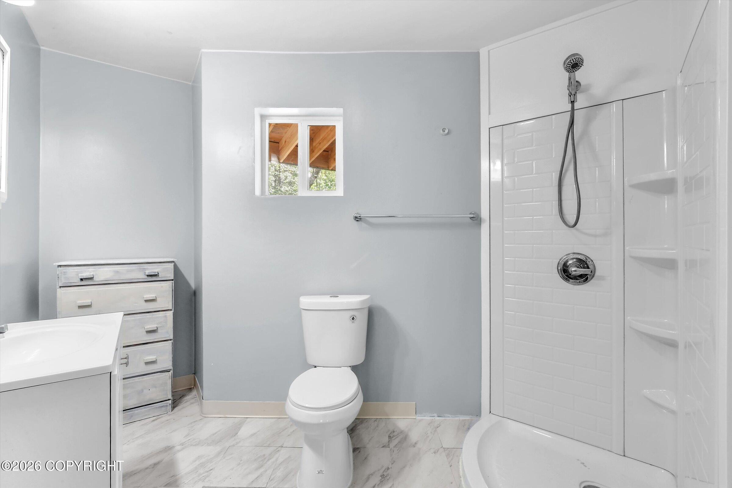 24624 W Sunnyslope Way Property Photo 8