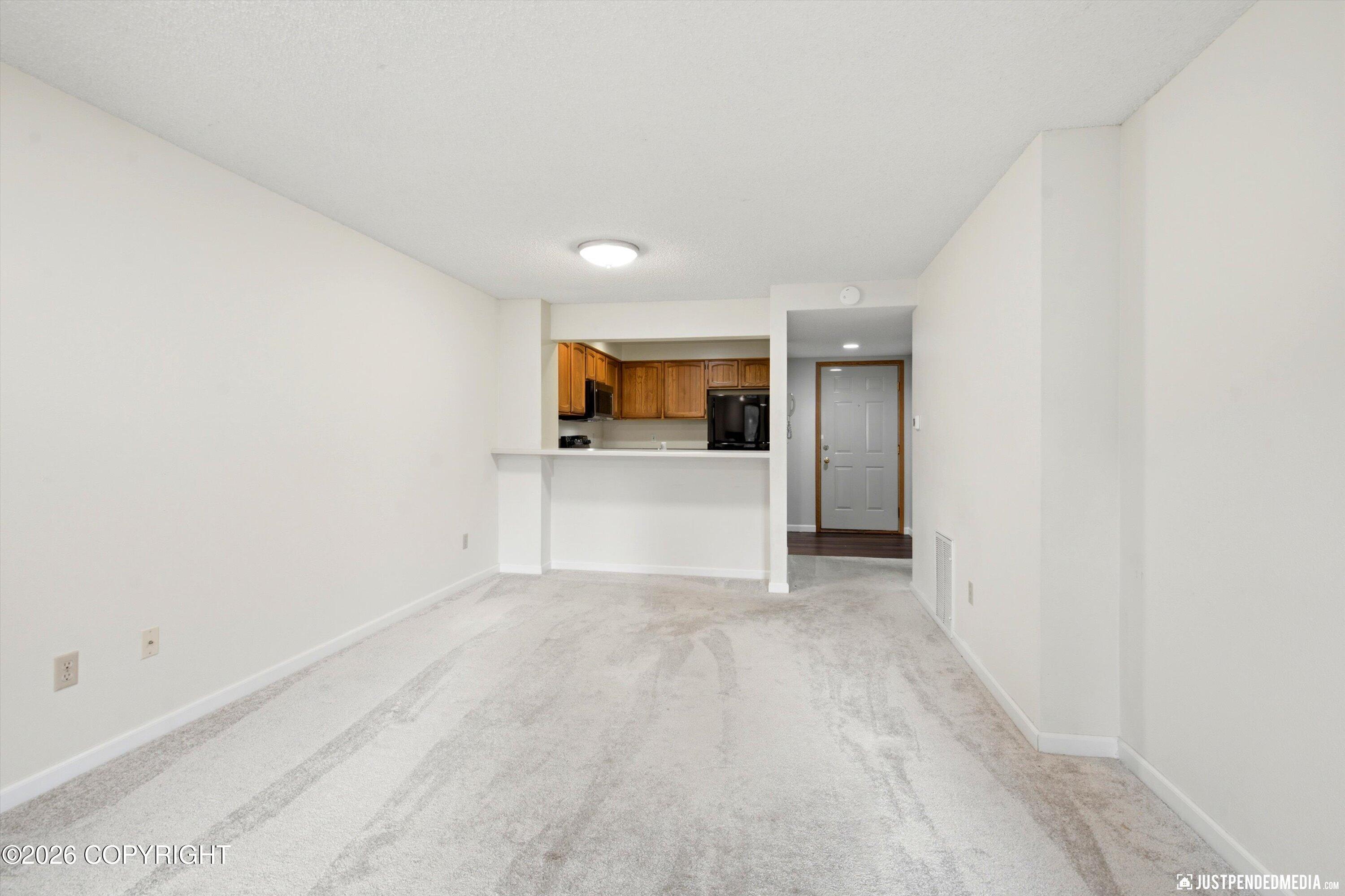 9715 Independence Drive #b101 Property Photo 4
