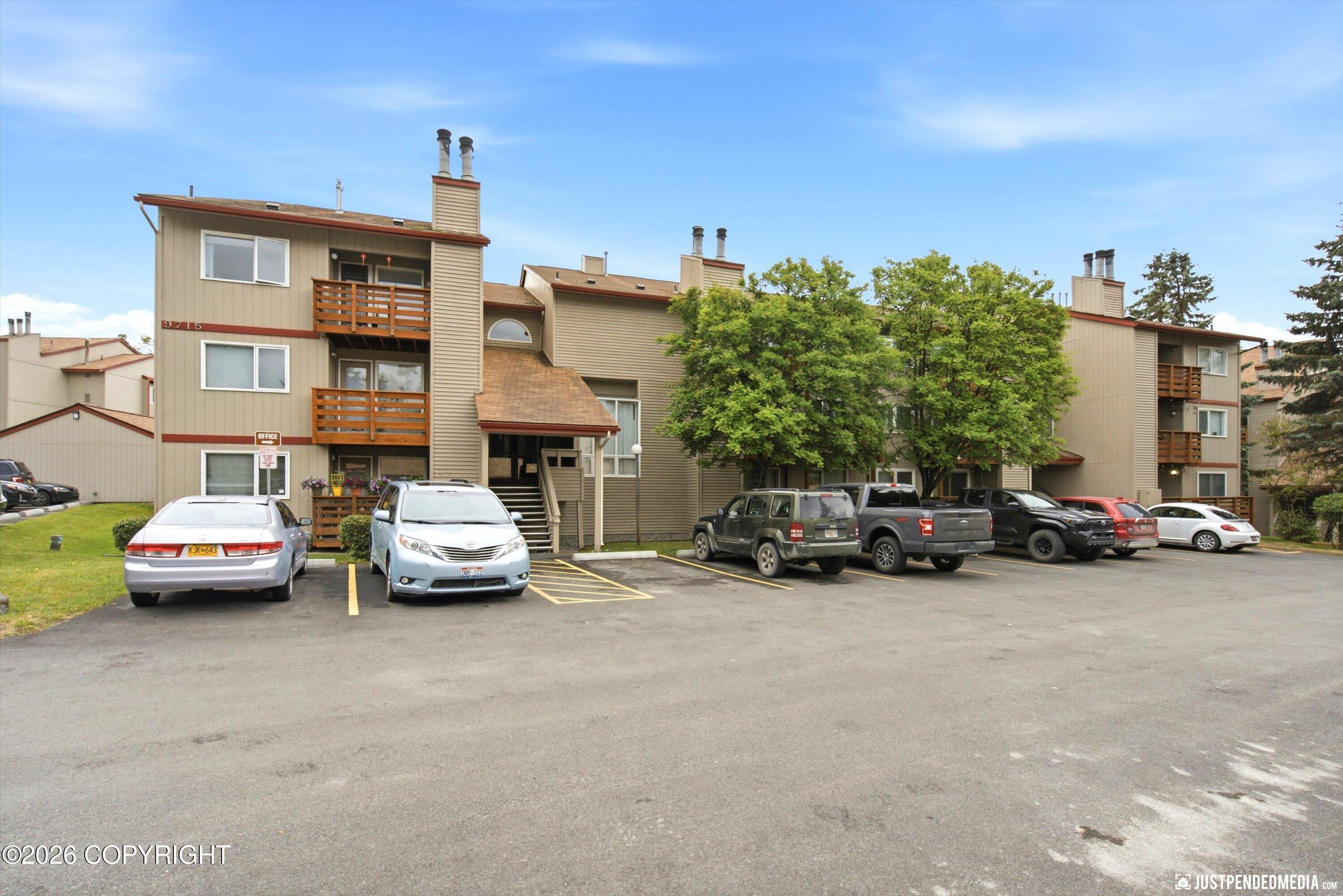 9715 Independence Drive #b101 Property Photo 14