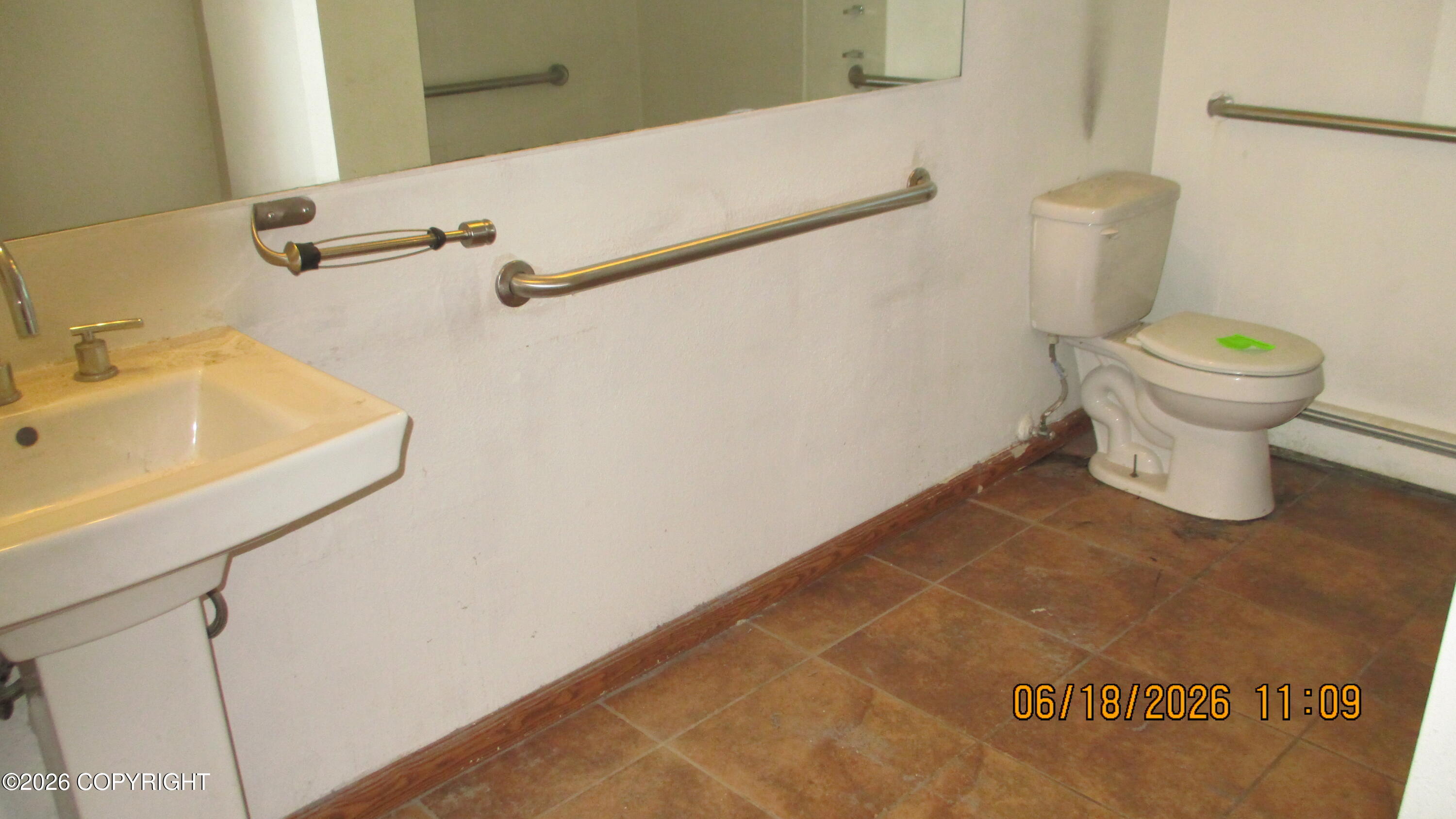 1111 Boston Street Property Photo 6