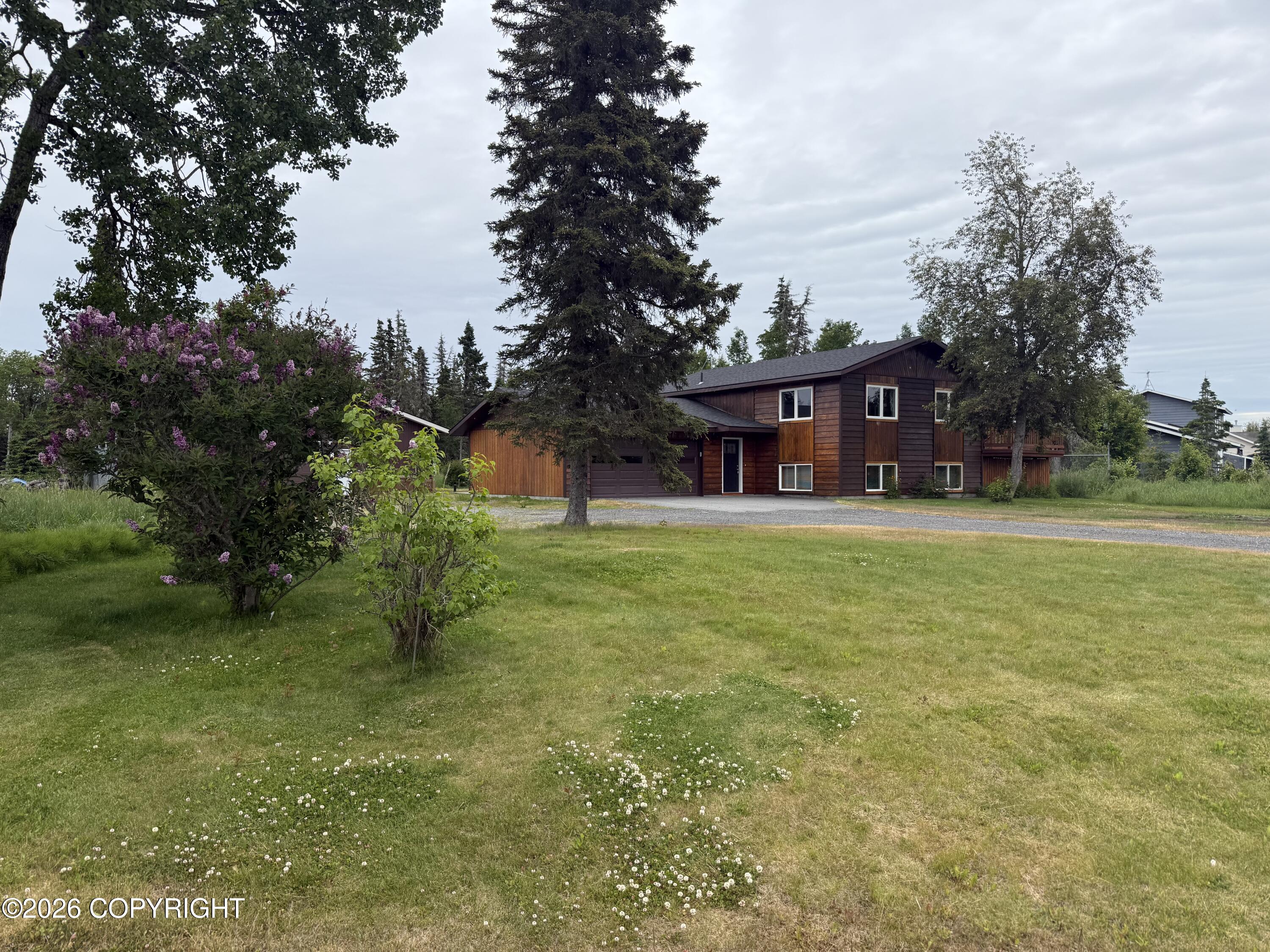 820 Set Net Drive Property Photo 1