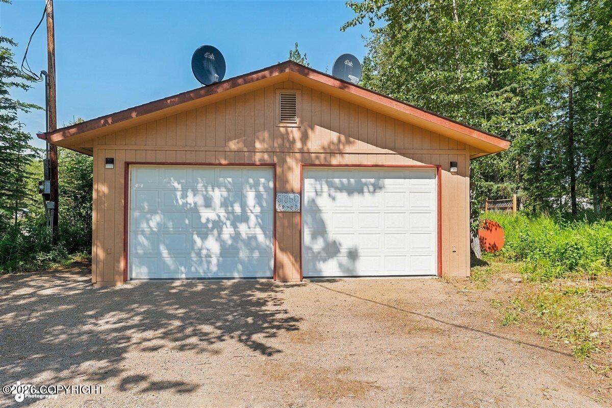 51850 Rediske Avenue Property Photo 3