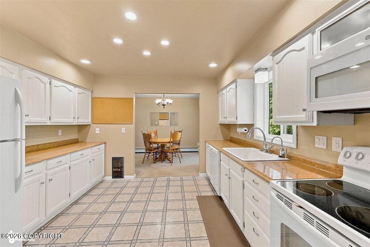 51850 Rediske Avenue Property Photo 8