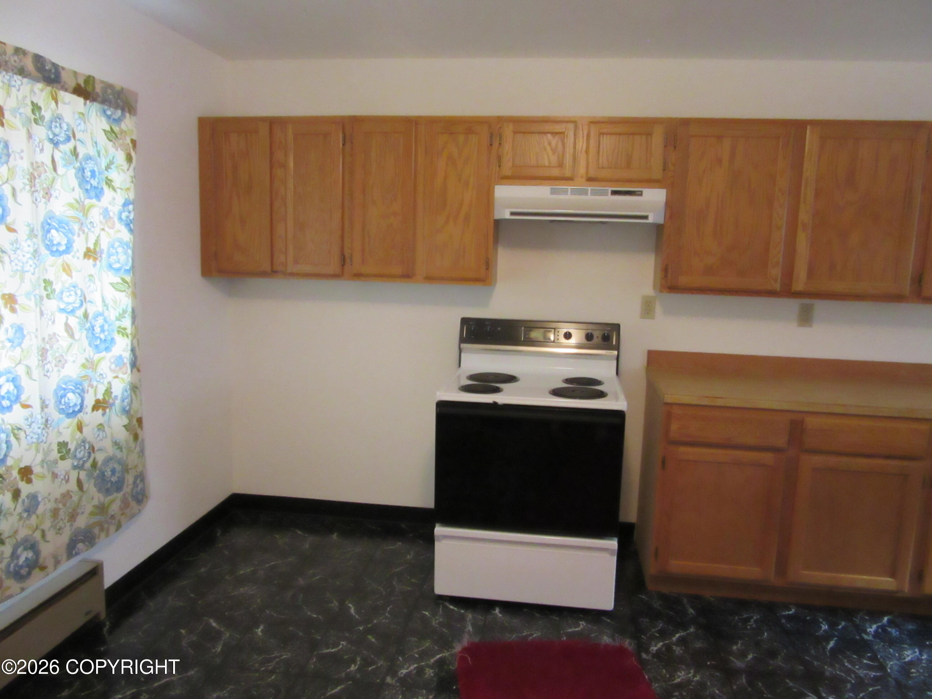 900 Freeman Street Lower Property Photo 7