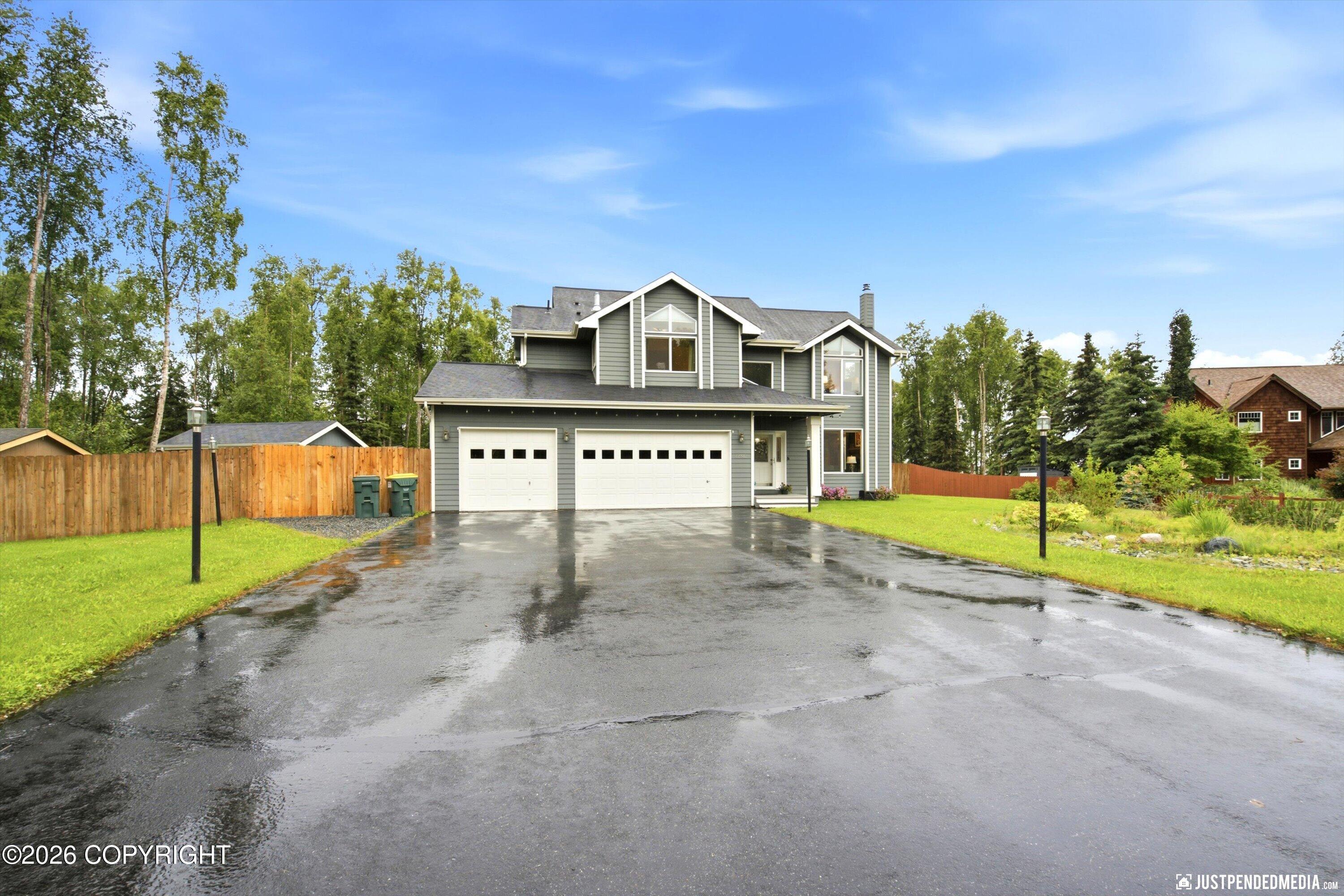 22502 Sambar Loop Property Photo 1