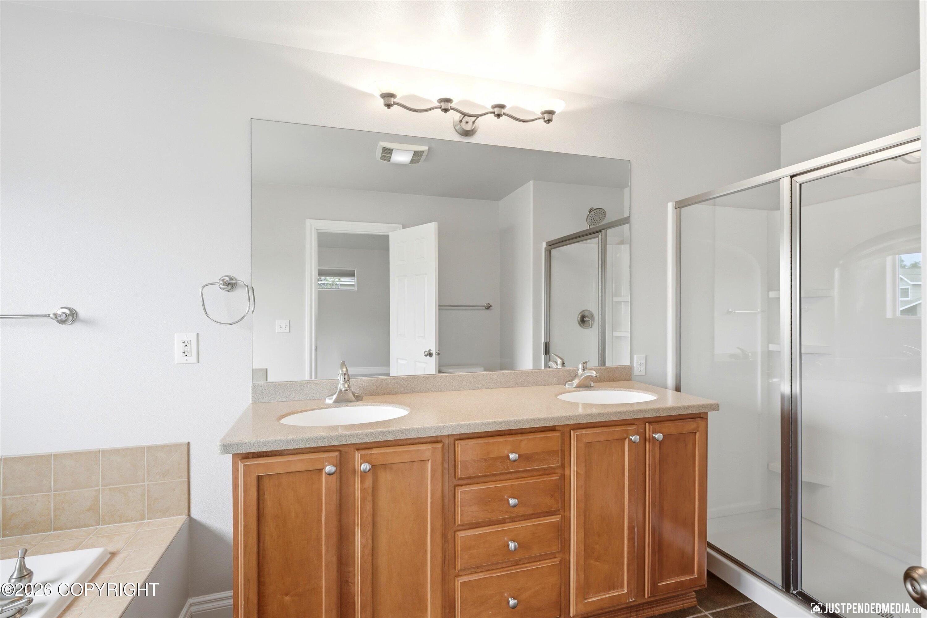 5701 Yukon Charlie Loop Property Photo 31