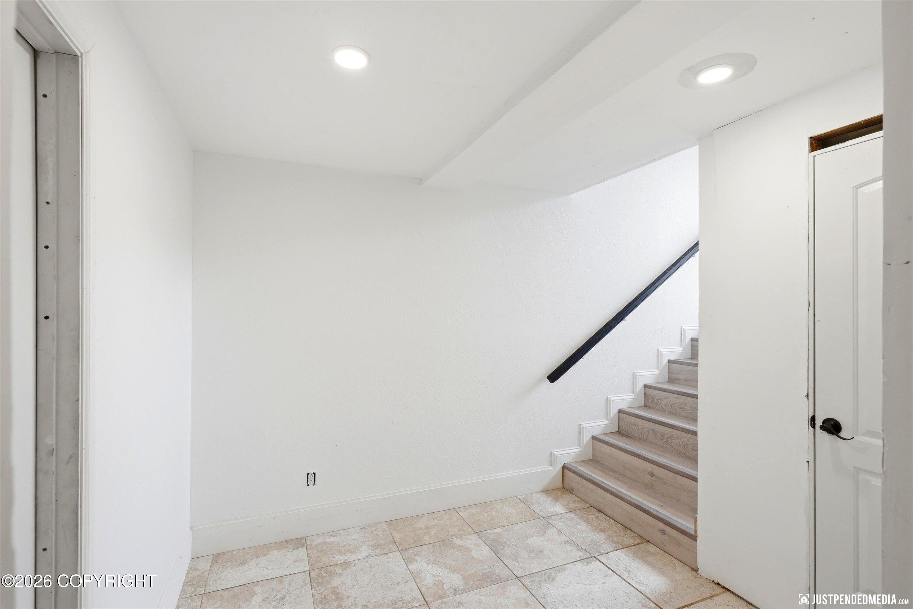 5916 Winding Way Property Photo 18