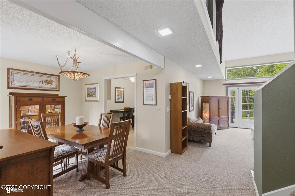 6604 Lakeway Drive Property Photo 8