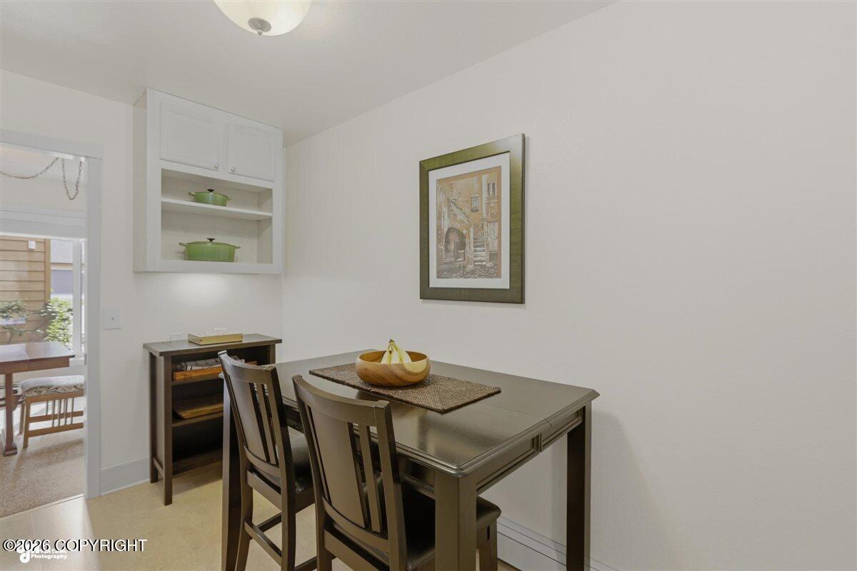 6604 Lakeway Drive Property Photo 11