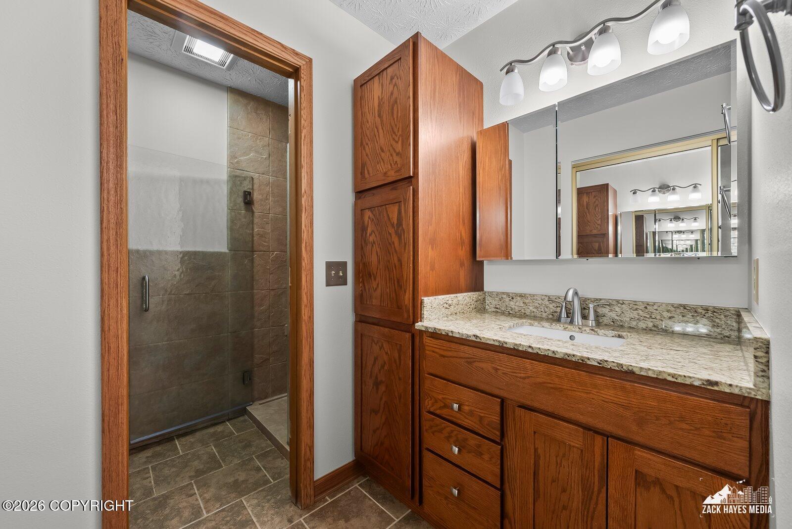 6734 Lunar Drive #g2 Property Photo 18