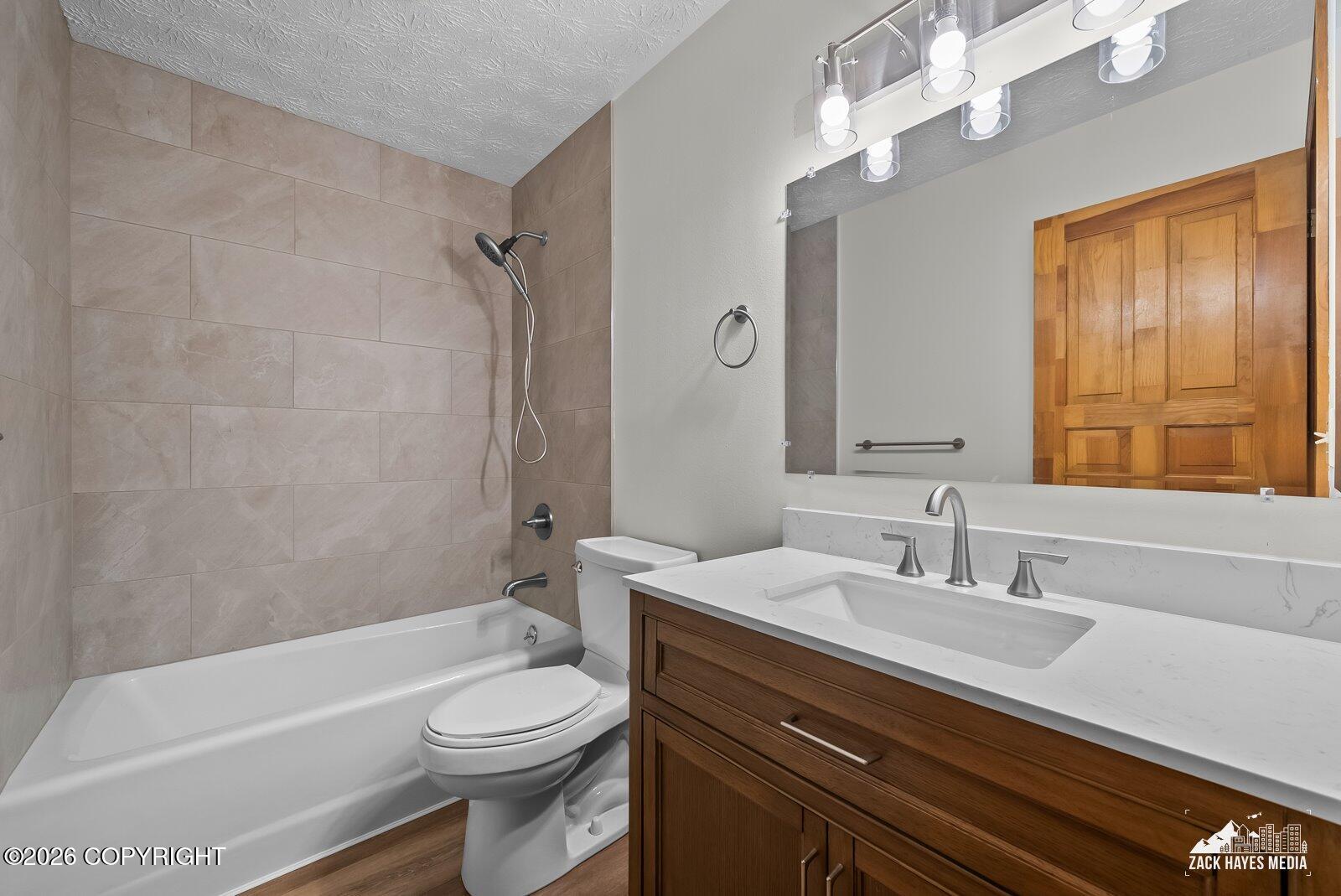 6734 Lunar Drive #g2 Property Photo 24