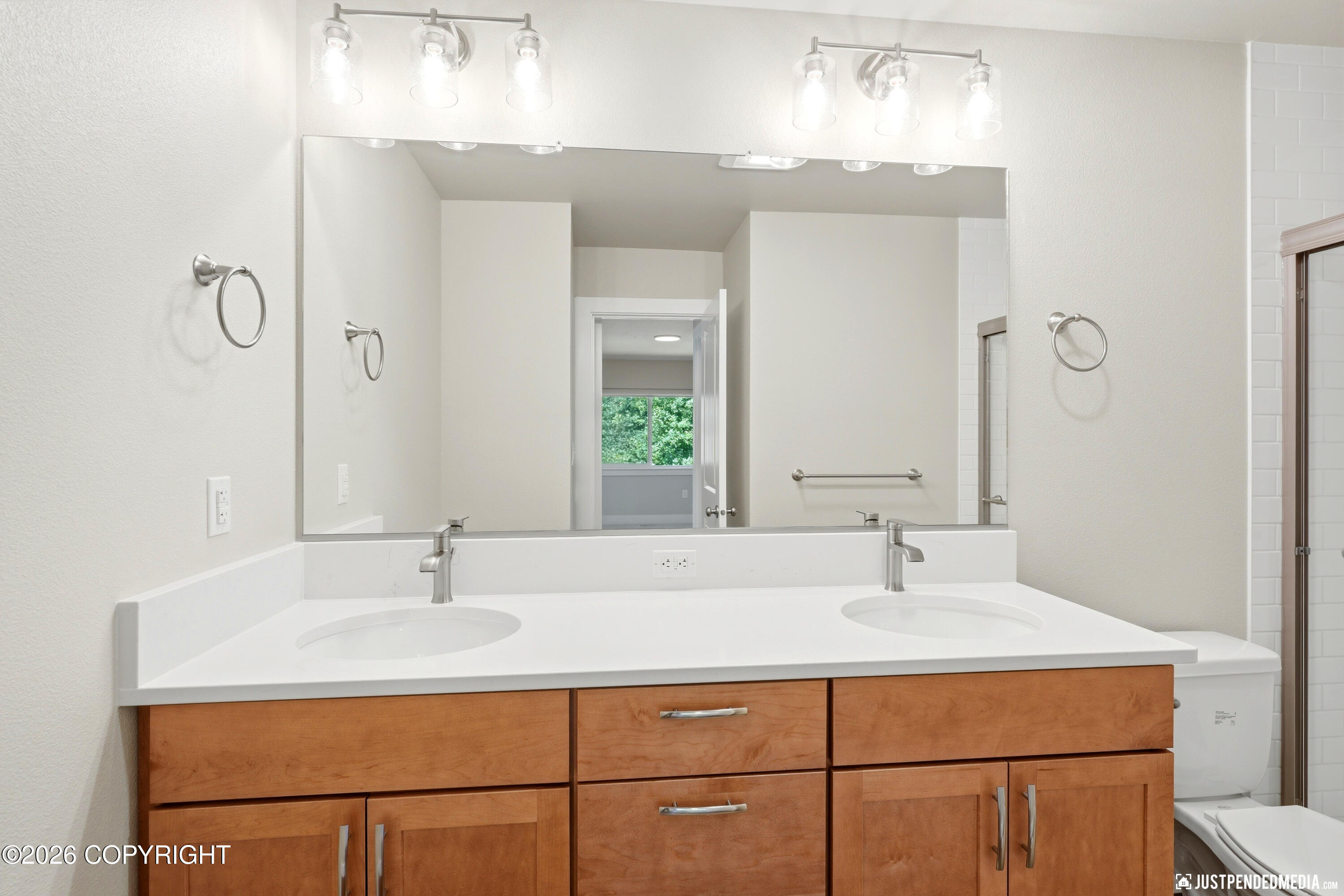 2529 Wesleyan Drive Property Photo 18