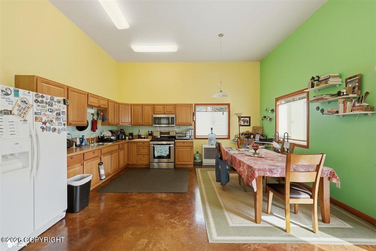 21045 Starlight Street Property Photo 9